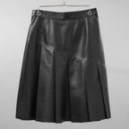 希少 LOUIS VUITTON ルイヴィトン / 美品 21AW ラムスキン アシンメトリー レザー プリーツ スカート / 1A91Y5 / size 38 (BLACK) レディース