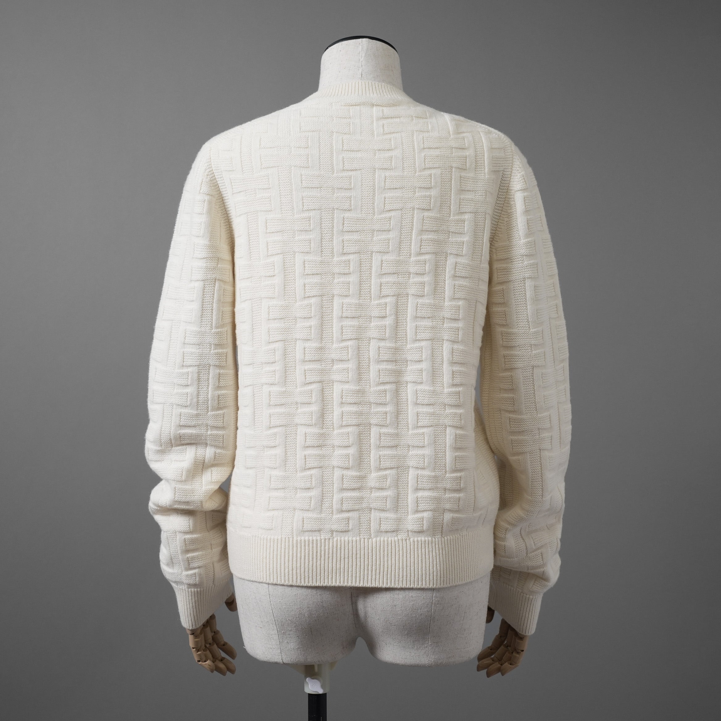 HERMES エルメス / 22AW 美品 Hアッシュ 長袖ニット / ウール ラウンジウェア ヴォヤージュ / 2H2630DA / size38 (WHITE)