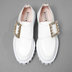 Roger Vivier ロジェ ヴィヴィエ / 美品 22SS Viv' Go-Thick ヴィヴ ゴー シック ストラス バックル パテントレザー ローファー 厚底 シューズ / size 36 (23cm) WHITE レディース