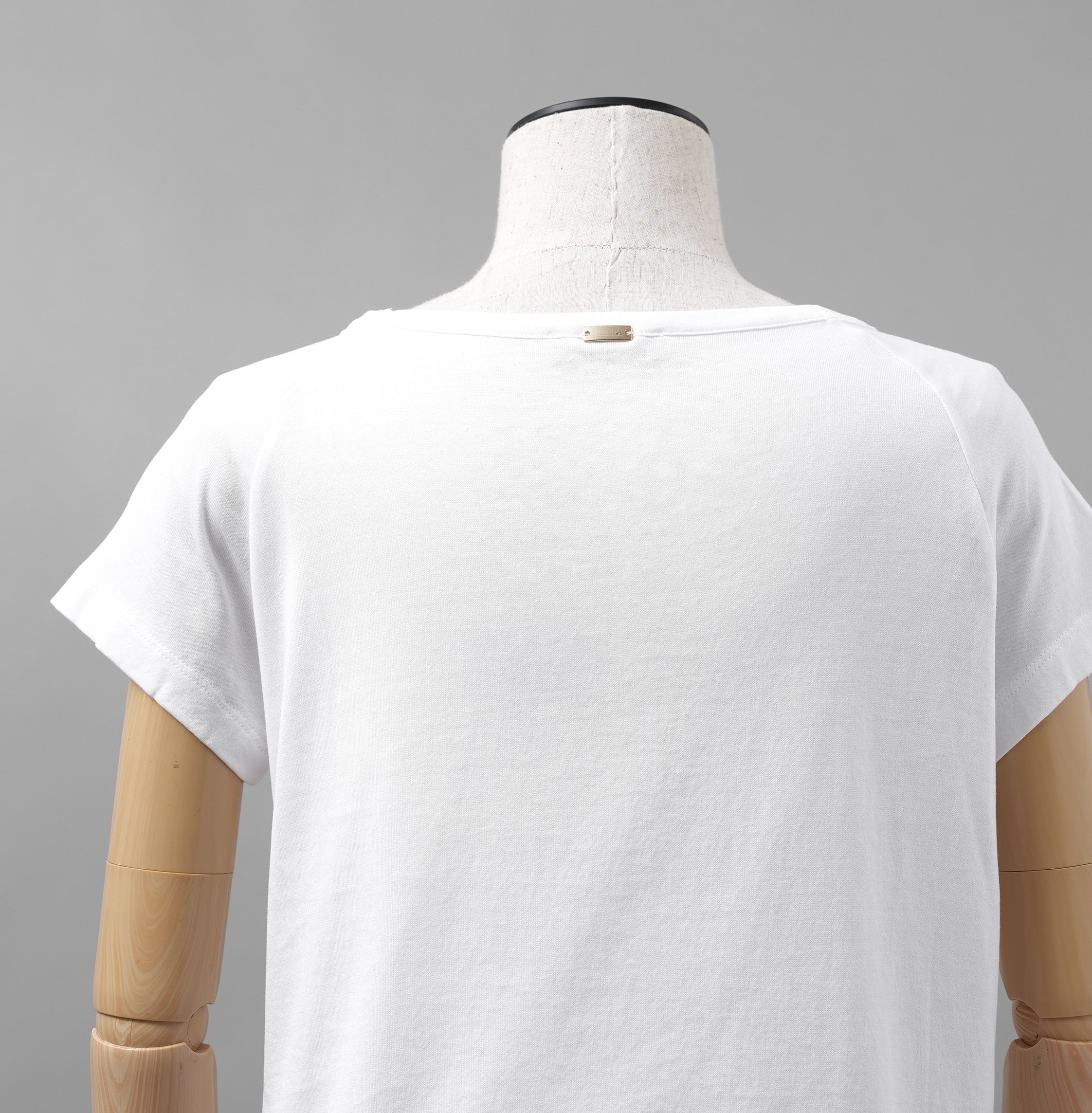 HERNO ヘルノ / 24SS SUPERFINE COTTON JERSEY SPRING LACE 半袖Tシャツ / size 71291-68332-1 /  size40 (WHITE) レディース