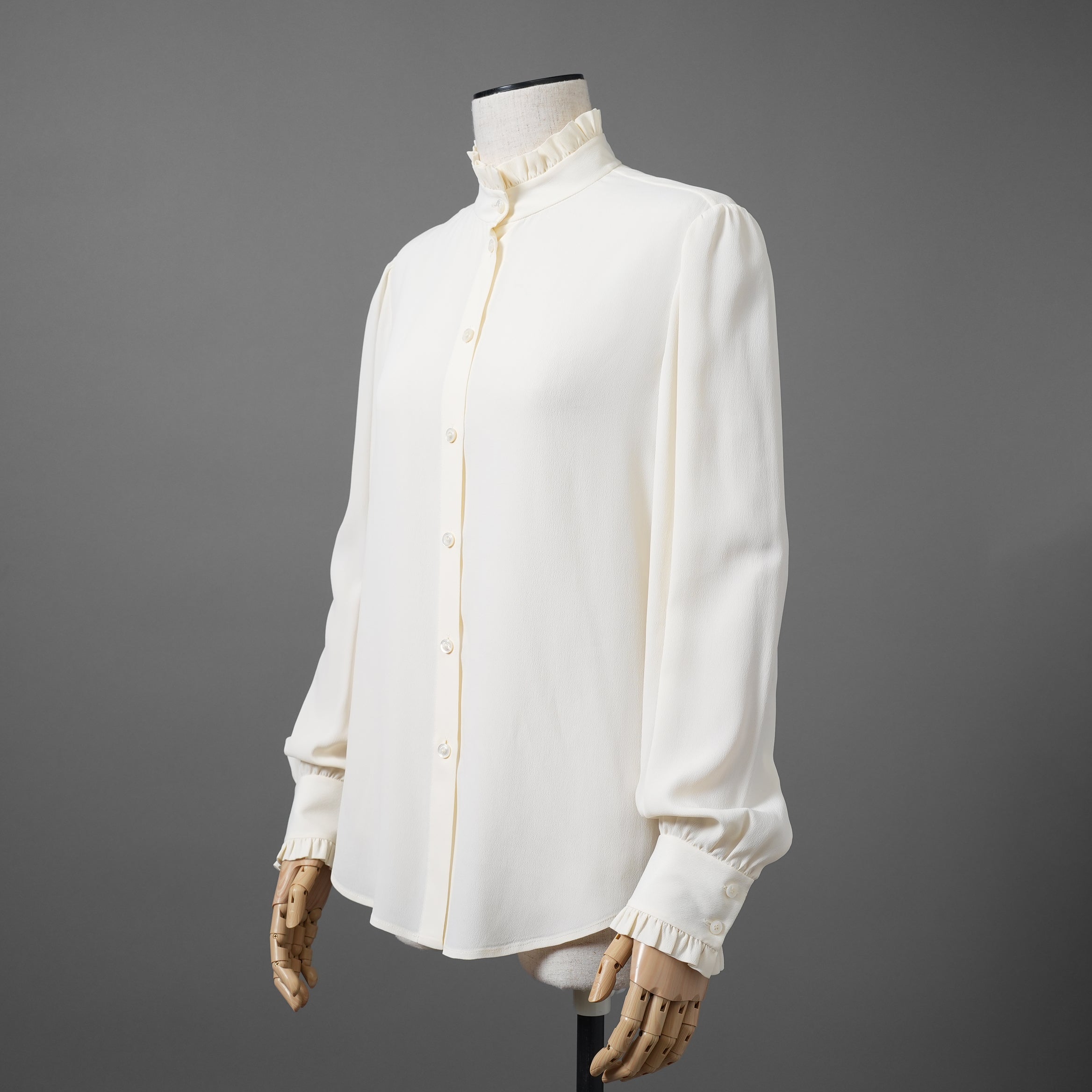 CELINE セリーヌ / 美品 エディ期 / フリル ブラウス / シルククレープ / 長袖シャツ / 2B114008D / size 36 (IVORY WHITE)