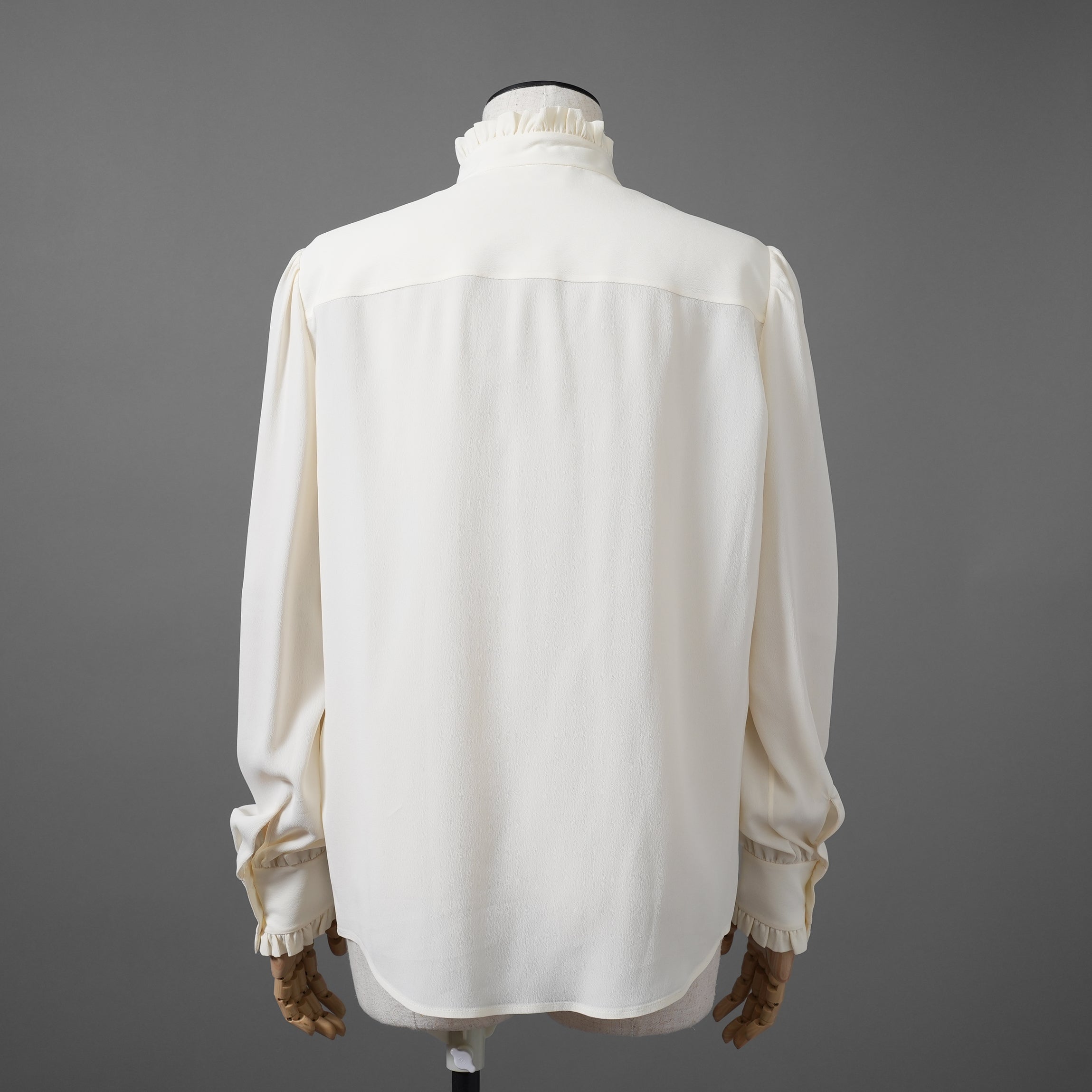 CELINE セリーヌ / 美品 エディ期 / フリル ブラウス / シルククレープ / 長袖シャツ / 2B114008D / size 36 (IVORY WHITE)