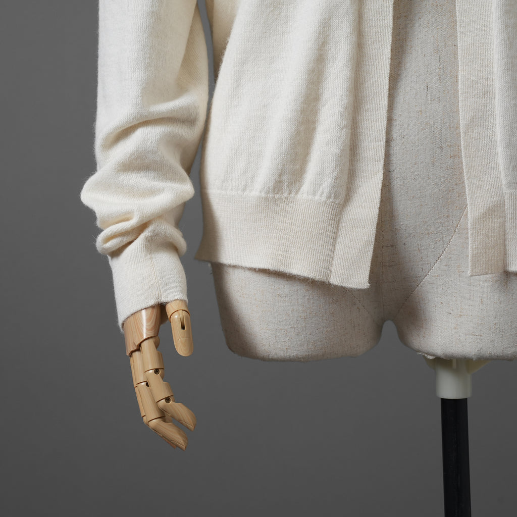FENDI フェンディ / 23AW アシメトリー アルパカ ニット カーディガン / FZC968 AOEL / size40 (WHITE)