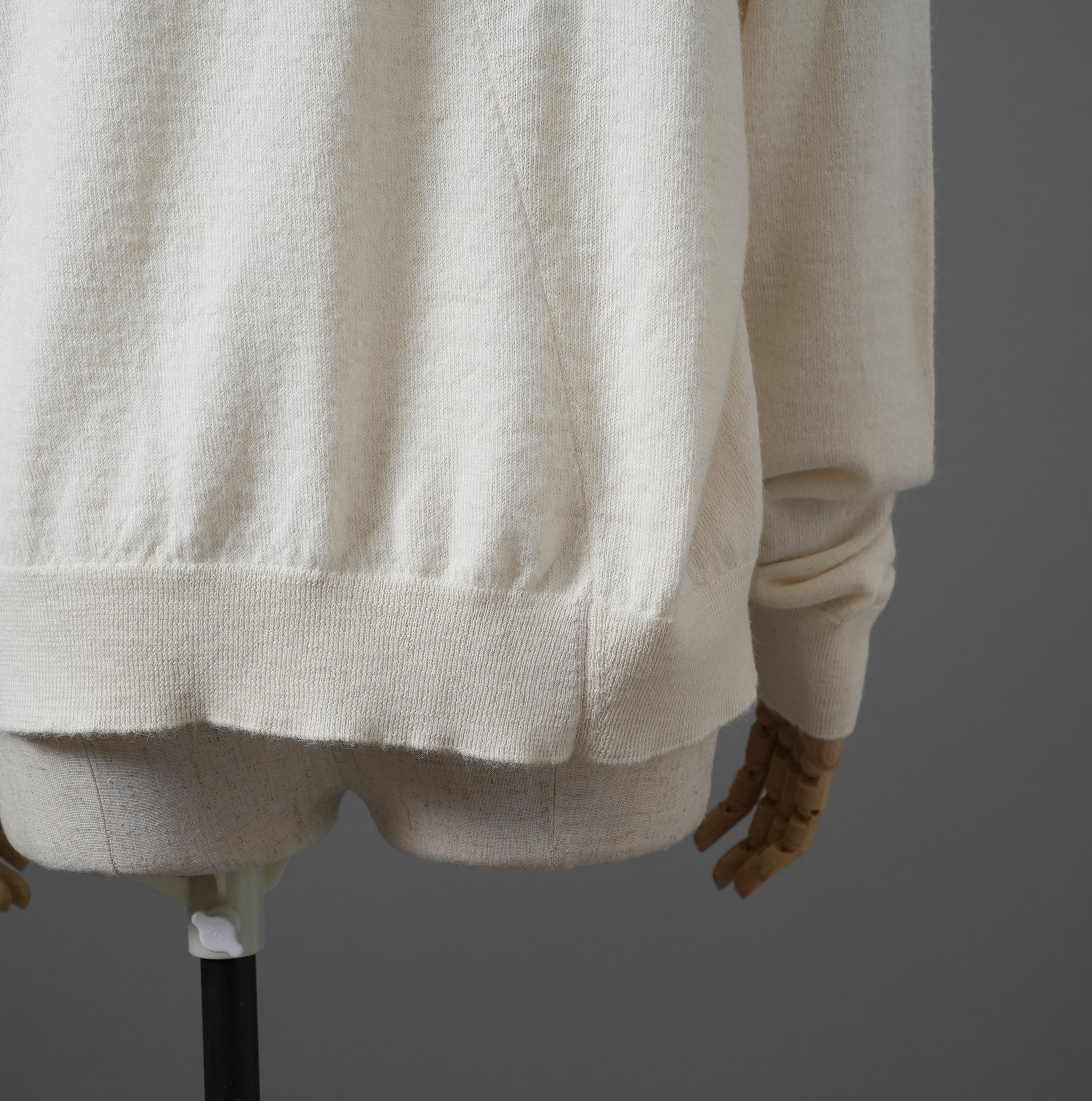 FENDI フェンディ / 23AW アシメトリー アルパカ ニット カーディガン / FZC968 AOEL / size40 (WHITE)