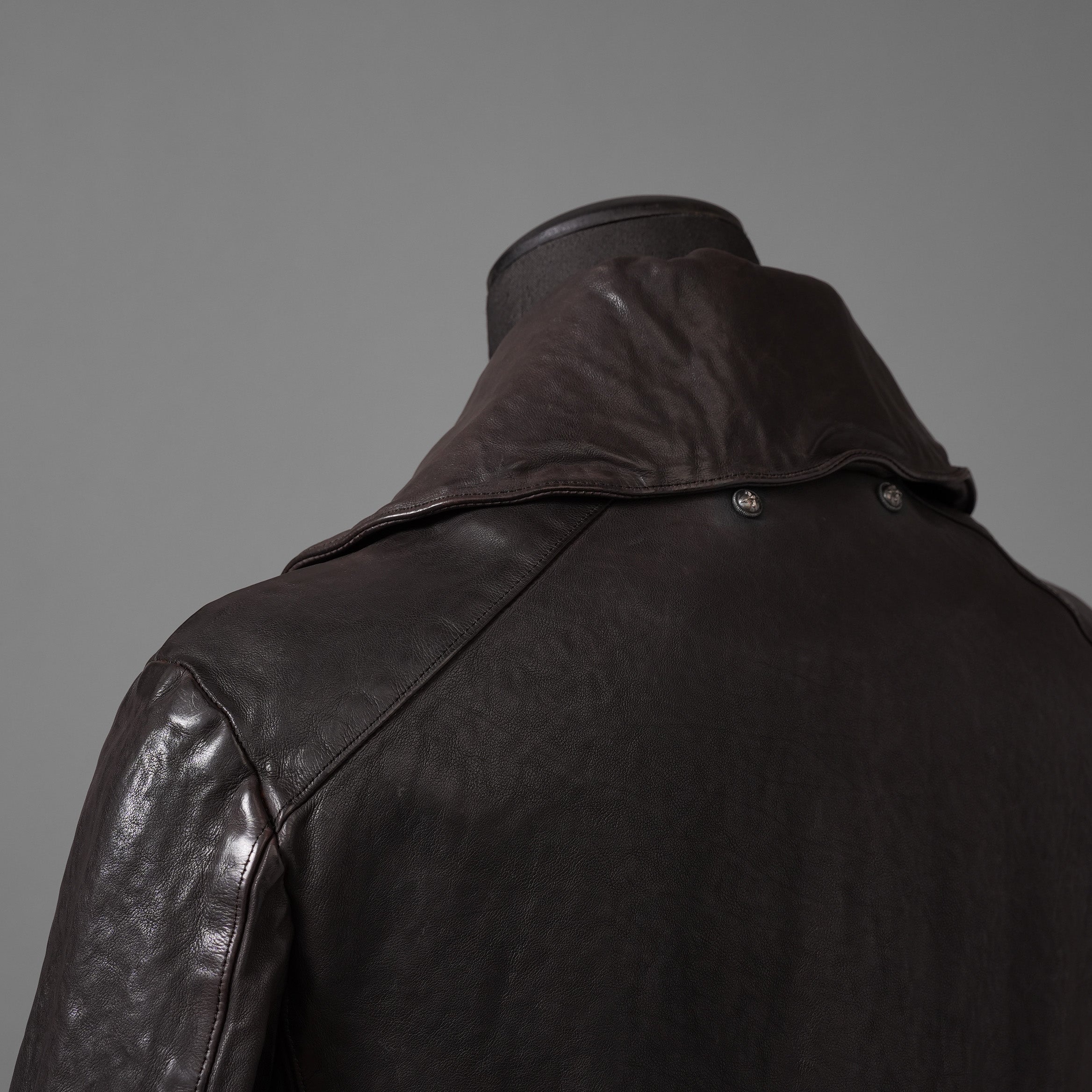 新品 ISAMUKATAYAMA BACKLASH The LINE イサムカタヤマ バックラッシュ / イタリーカーフ 製品染め 襟付きブルゾン T-148 / size M (DARK BROWN)