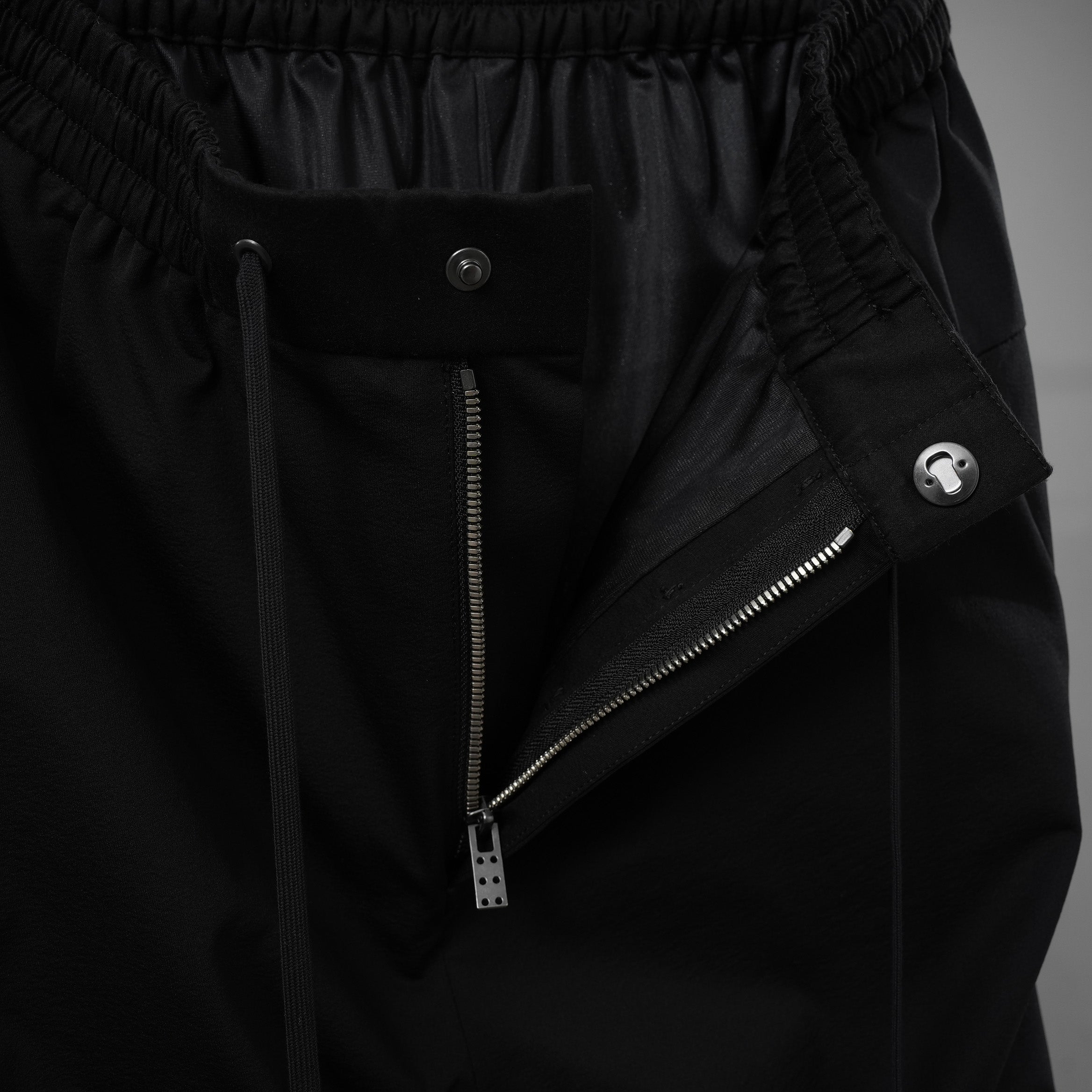 未使用 DEVOA デヴォア / 24SS water repellent ジョガーパンツ パンツ / PTY-TBTJ / size 2 (BLACK)