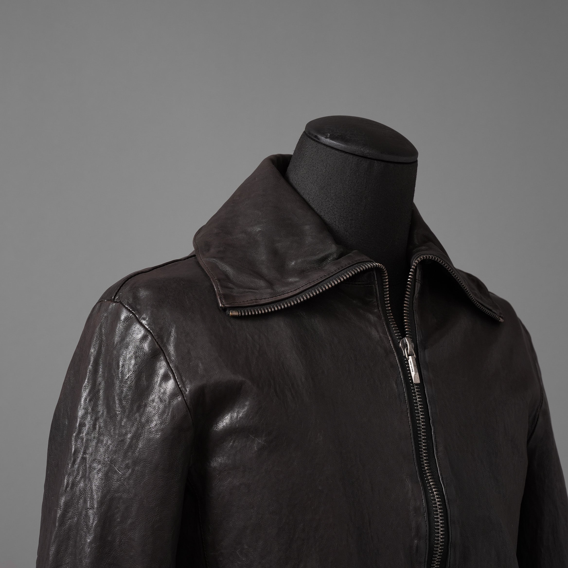 新品 ISAMUKATAYAMA BACKLASH The LINE イサムカタヤマ バックラッシュ / イタリーカーフ 製品染め 襟付きブルゾン T-148 / size M (DARK BROWN)
