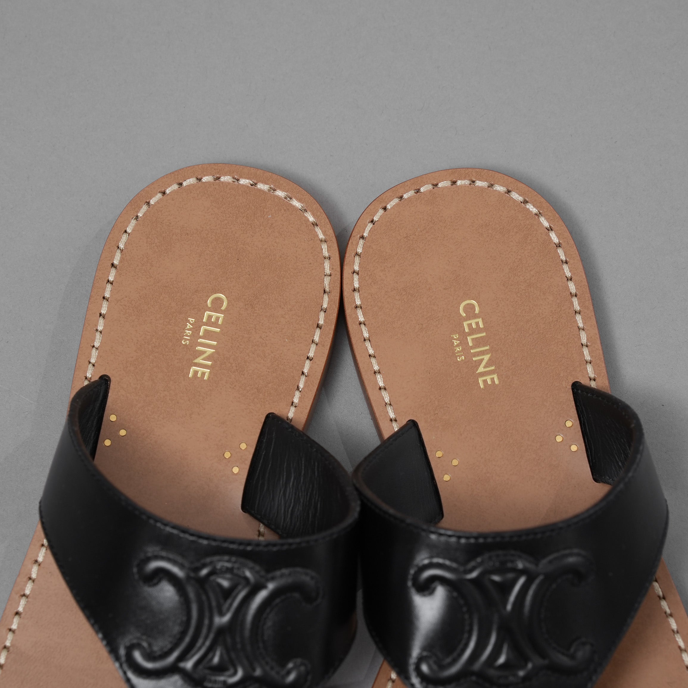 CELINE セリーヌ / 22SS トリオンフ レザー カーフスキン フラットサンダル シューズ / RM0222 / size 36 (23cm) BLACK)