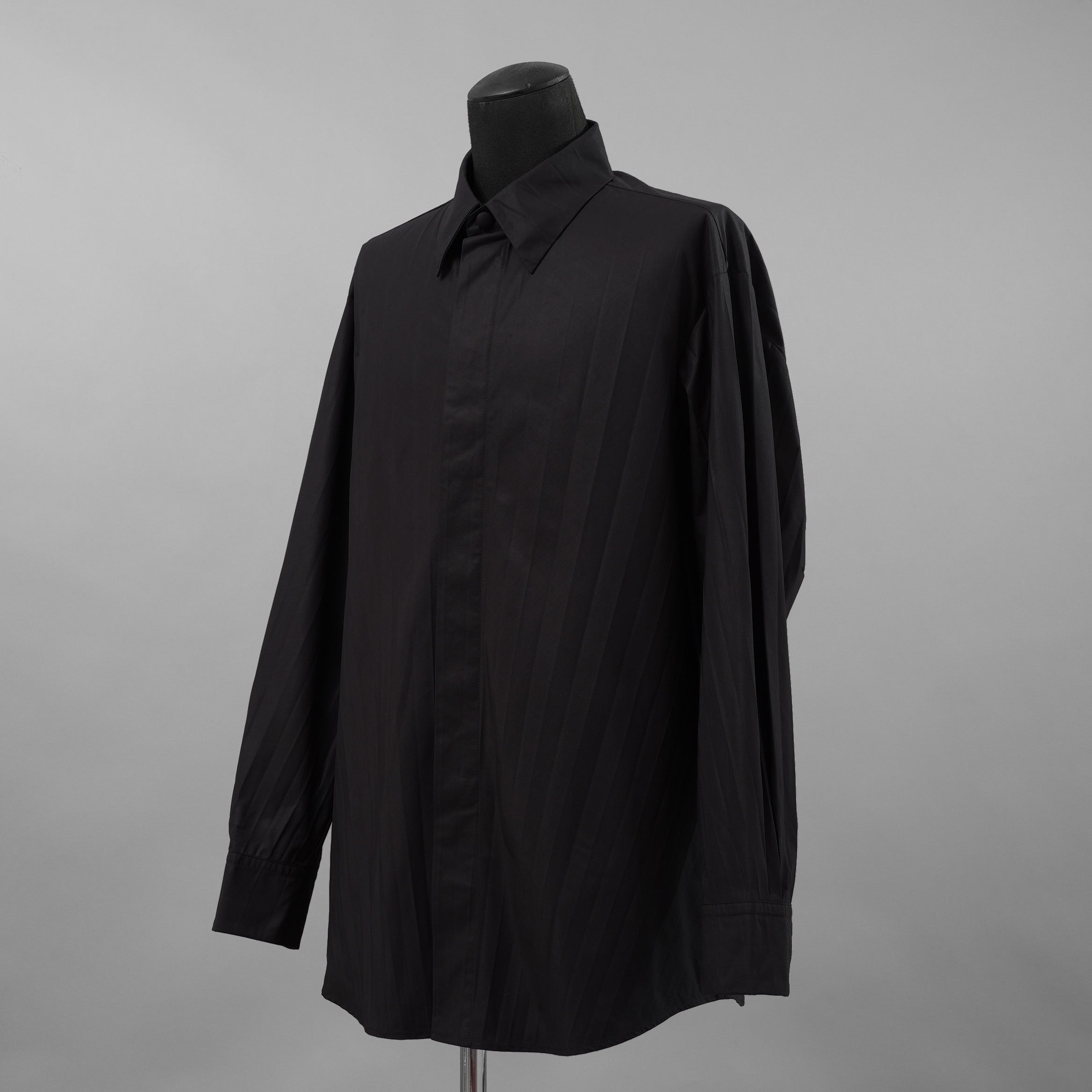 VALENTINO ヴァレンティノ / 美品 23SS Tech Nylon Oversize Shirt 長袖シャツ / 2V0ABX955ET / size S (BLACK)