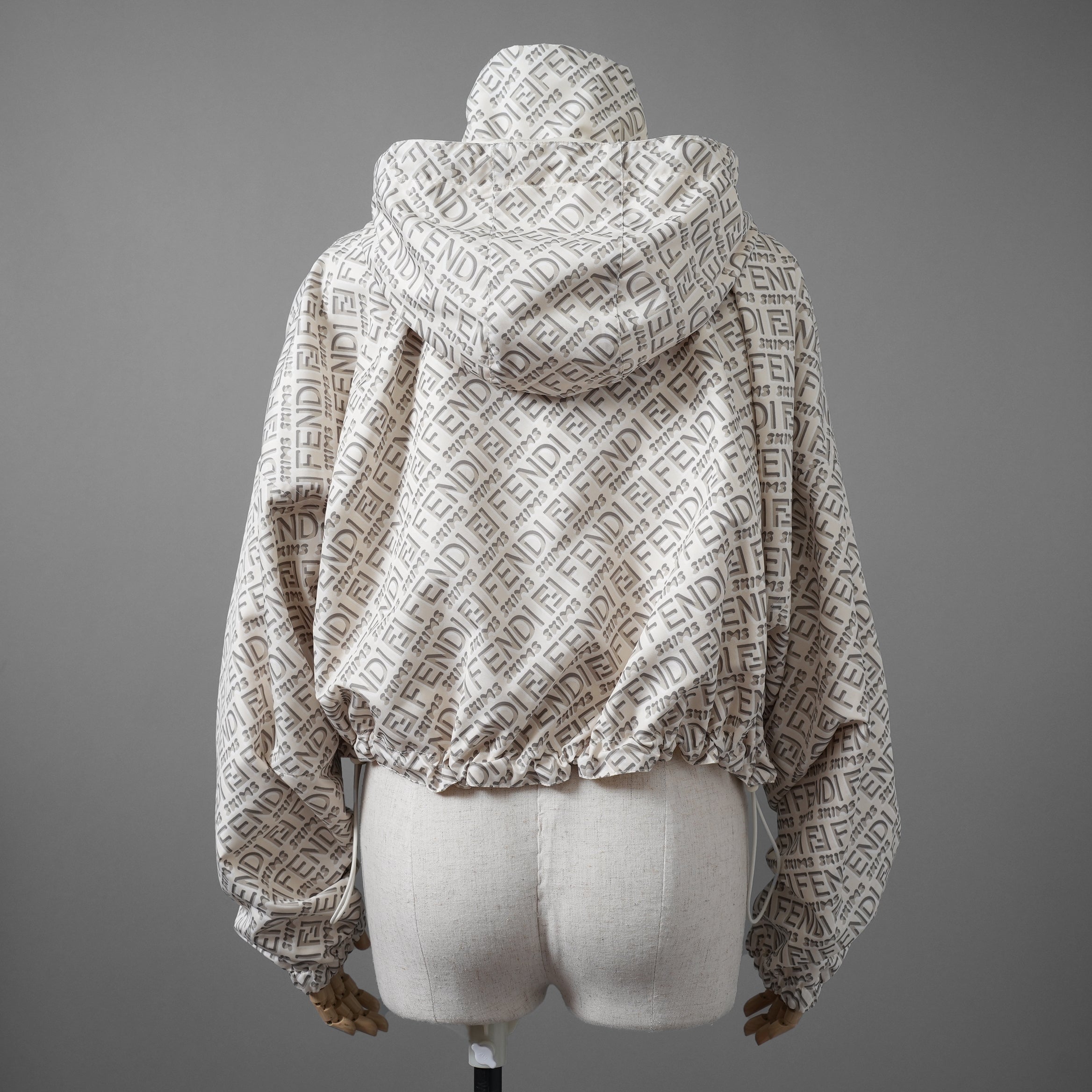 Fendi x SKIMS フェンディ / 22SS Reversible Cropped Windbreaker 総柄 リバーシブル クロップド ウインドブレーカー / FAN063 AGNG / size M (WHITE) レディース