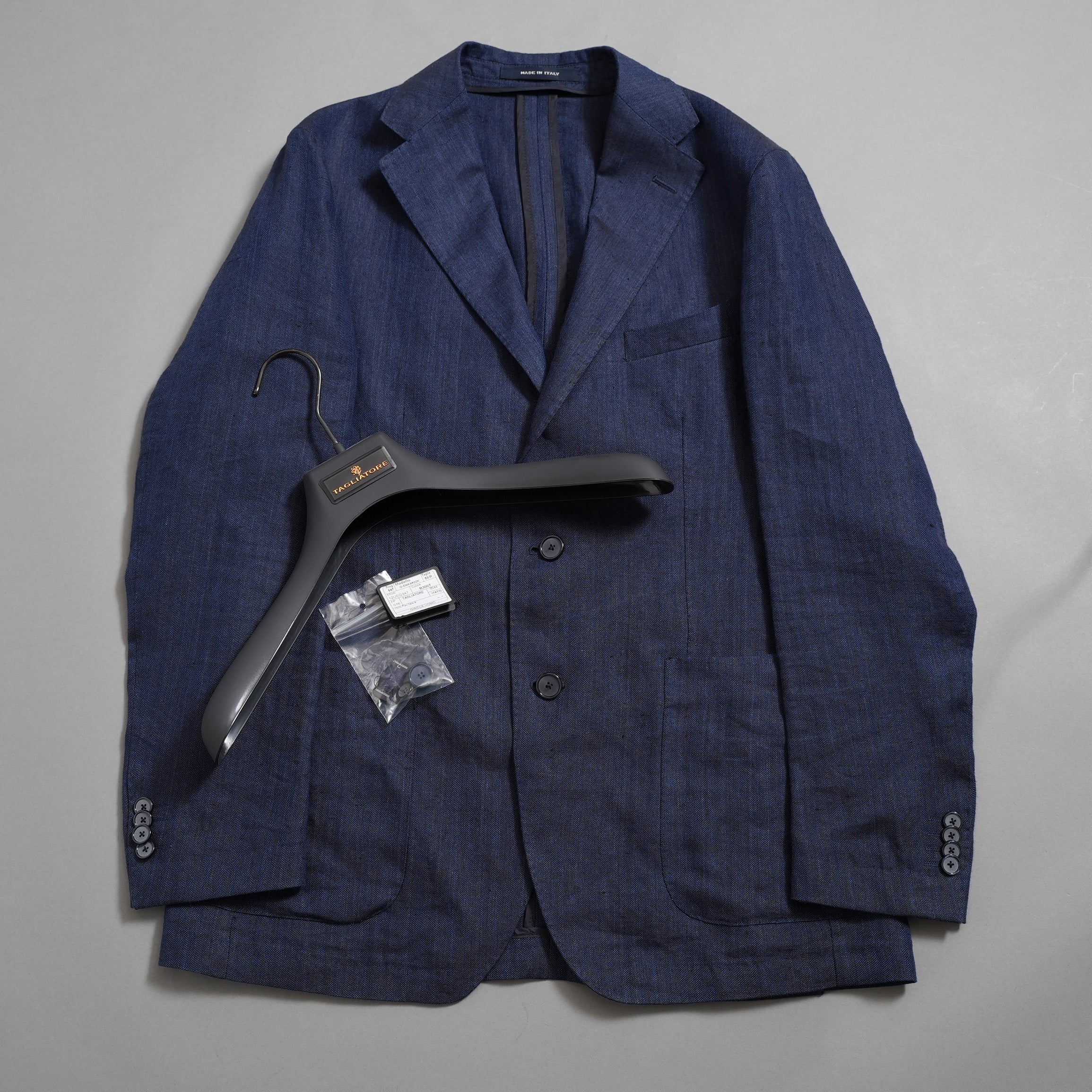 TAGLIATORE タリアトーレ / 美品 リネン ダカール 2B ジャケット / G-DAKAR22K / size 50 (NAVY)