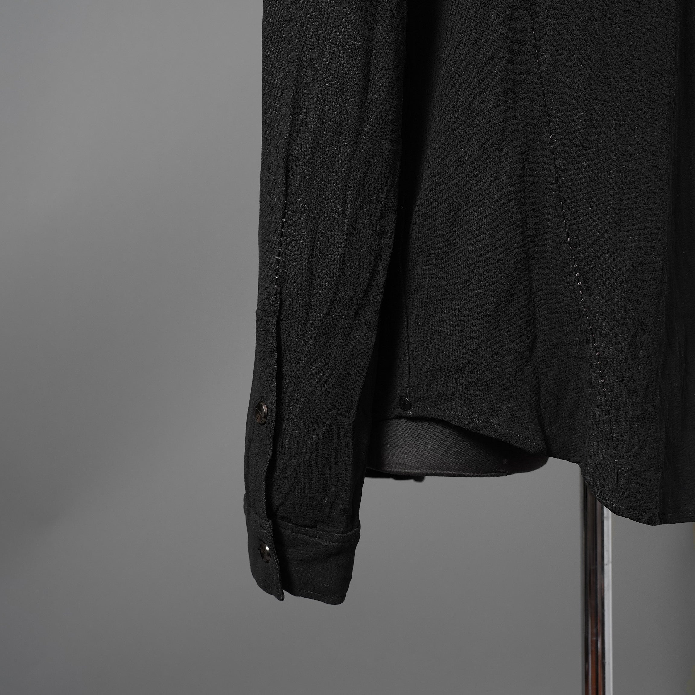 希少 incarnation インカネーション LINEA_F / 18 Pre Fall 美品 WRINKLE PROCESS BUTTON DOWN SHIRT / LI/VI WOVEN / 長袖シャツ / size M (BLACK）