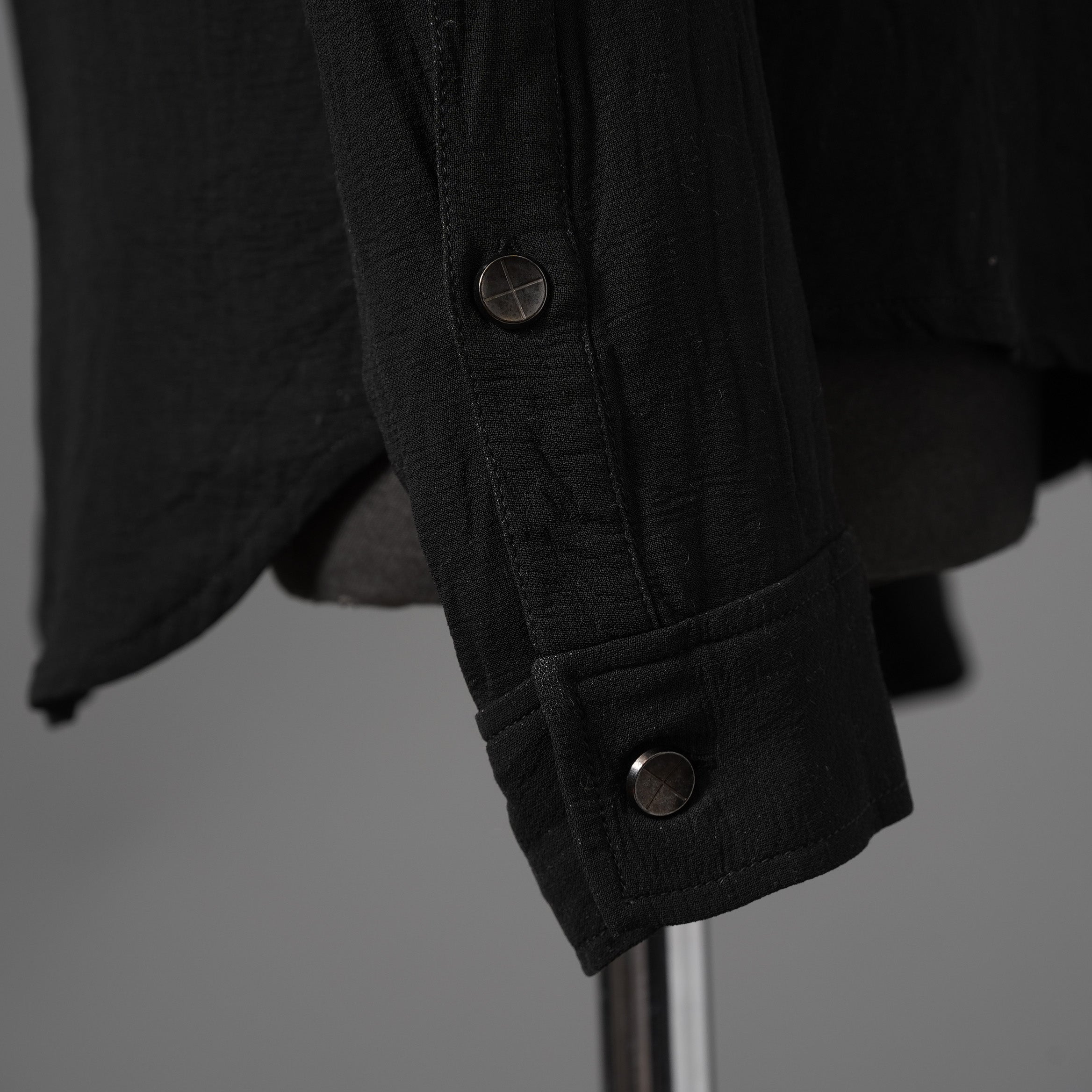 希少 incarnation インカネーション LINEA_F / 18 Pre Fall 美品 WRINKLE PROCESS BUTTON DOWN SHIRT / LI/VI WOVEN / 長袖シャツ / size M (BLACK）