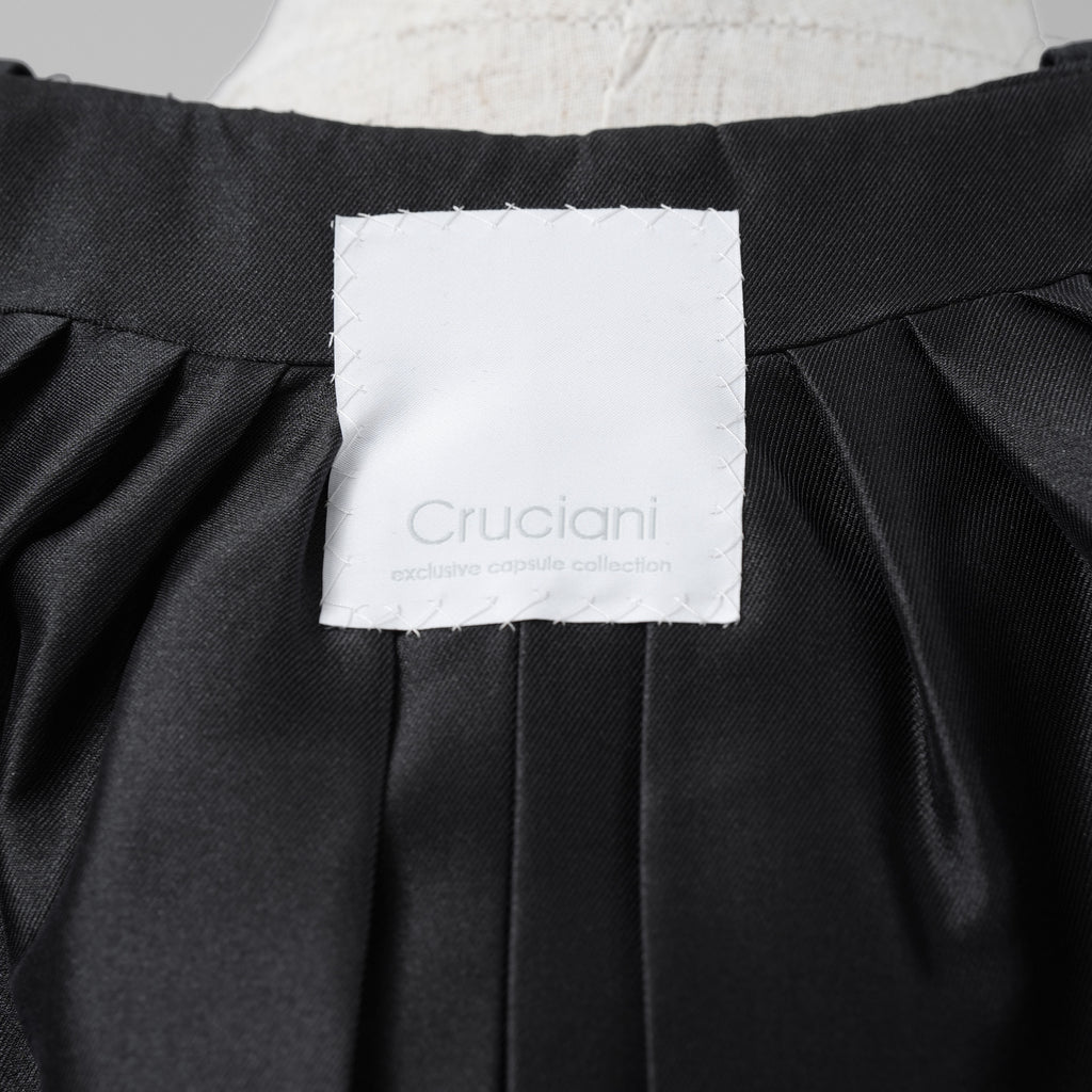 Cruciani クルチアーニ / 美品 21SS タフタ バルーンショートブルゾン ジャケット / CDM0901 / size 40 (BLACK) レディース