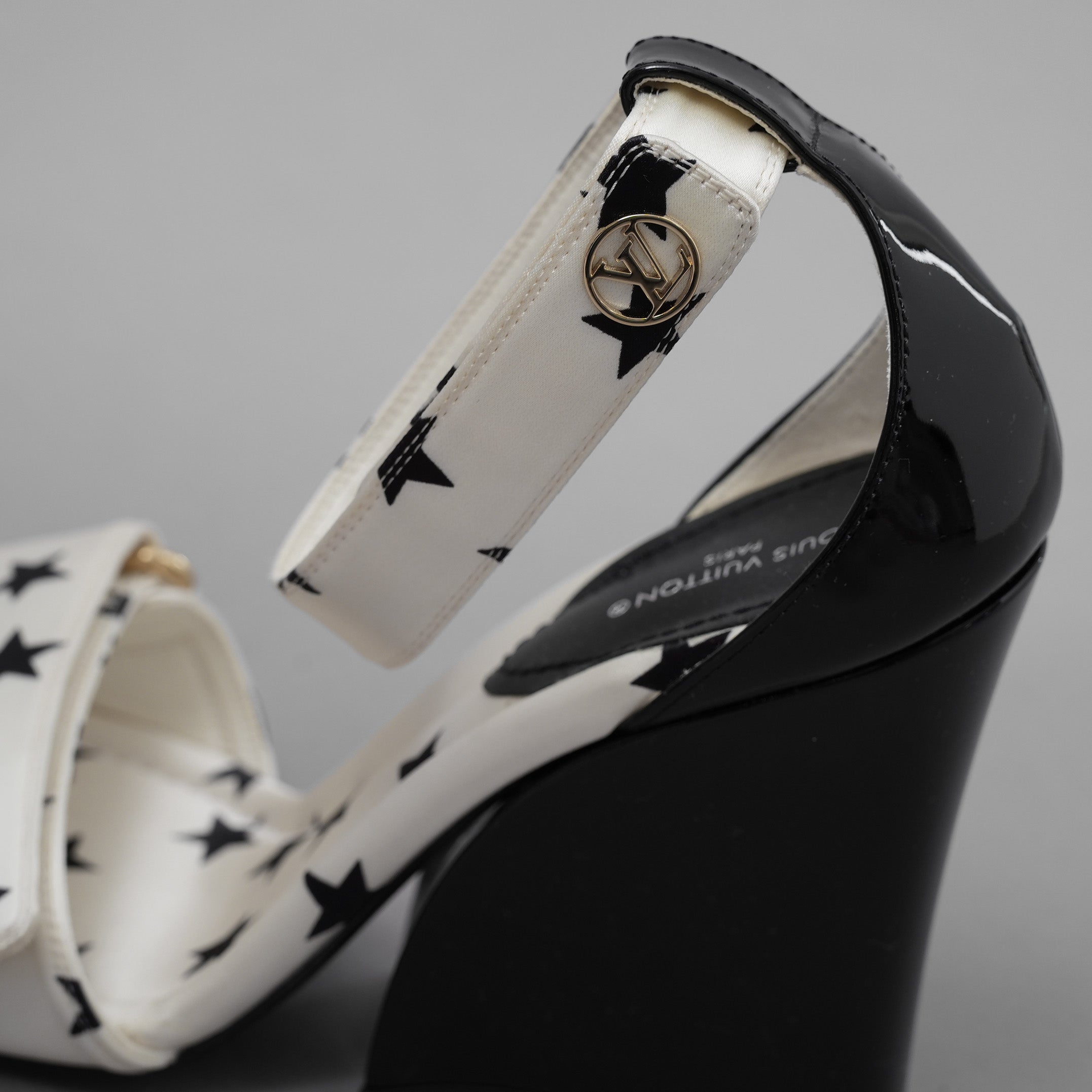 LOUIS VUITTON ルイヴィトン / 22SS スタープリント ステラー・ライン サンダル シューズ / SW0262 / size 36 (23cm) WHITE レディース