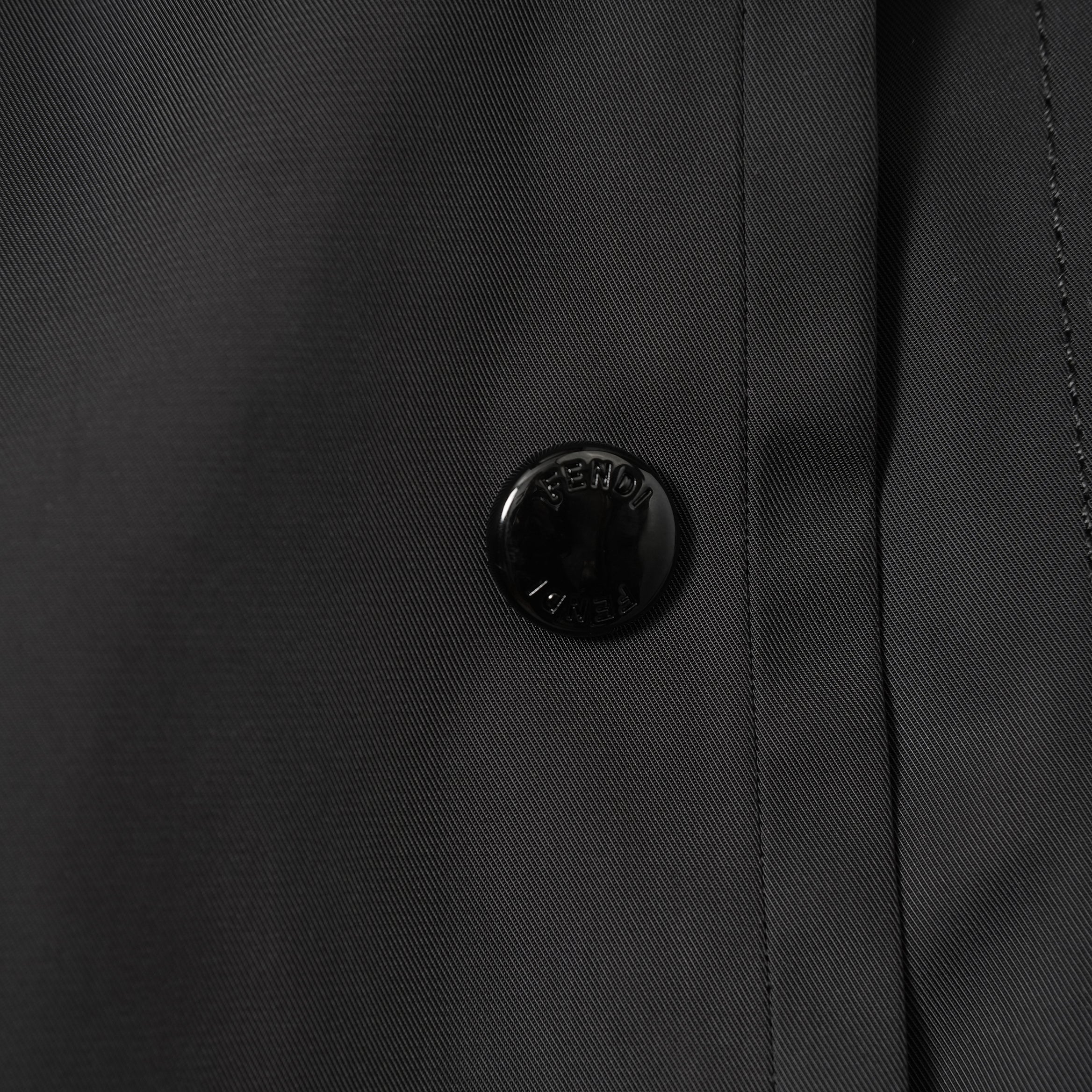 FENDIフェンディ / 20AW クロップド丈 ナイロン ウィンドブレーカー / FAA490 ADHQ / size M (BLACK) レディース