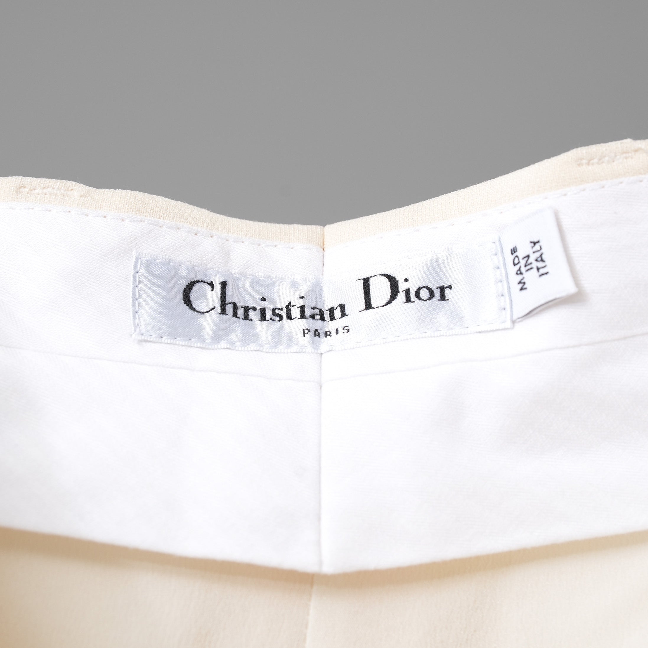 Christiab DIor クリスチャンディオール / 美品 22SS ショートパンツ バミューダパンツ/ 211P33A1166 / size 40 (NATURAL) レディース