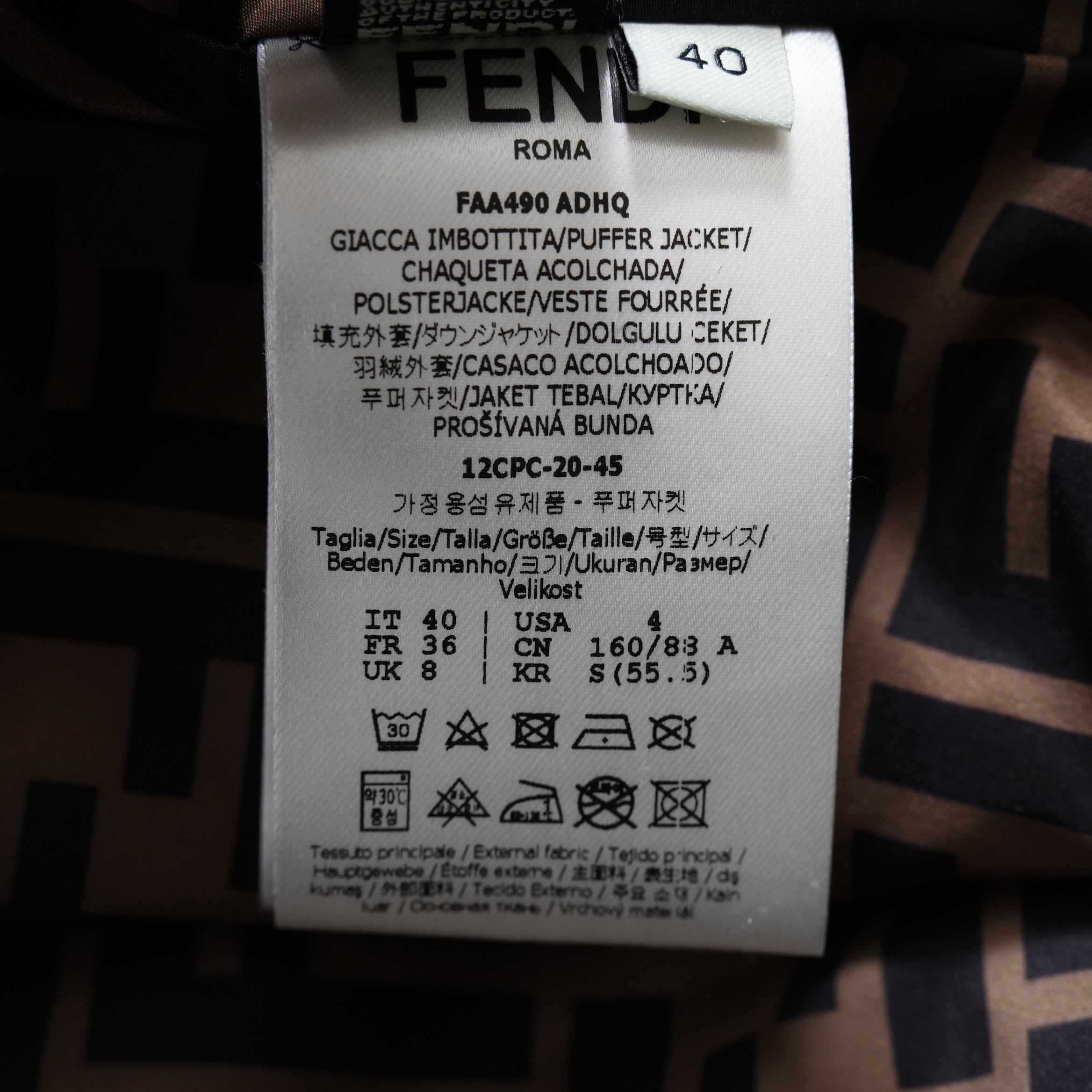 FENDIフェンディ / 20AW クロップド丈 ナイロン ウィンドブレーカー / FAA490 ADHQ / size M (BLACK) レディース