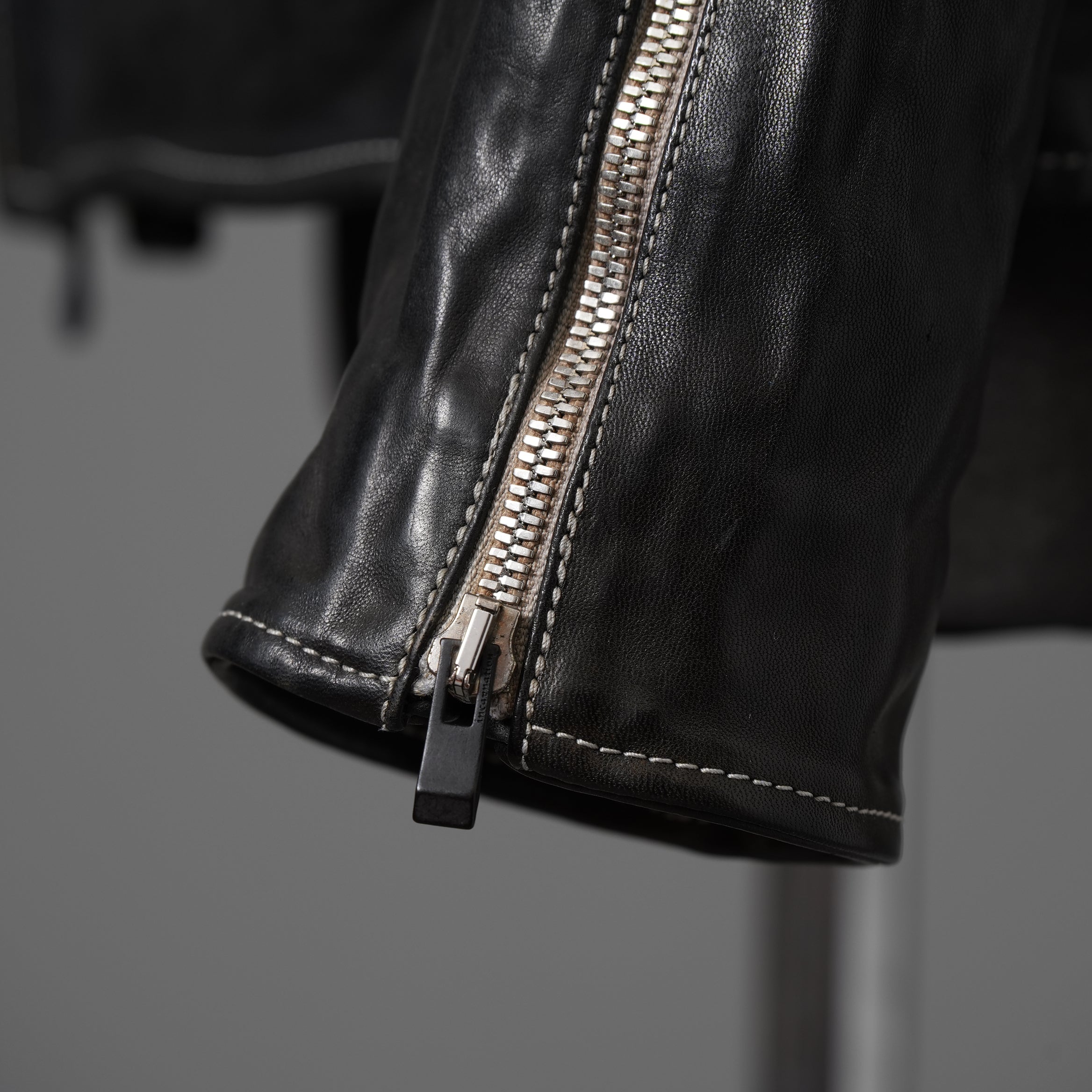 incarnation インカネーション / 22SS 美品 HORSE LEATHER HIGH NECK ZIP BLOUSON W ELASTIC LINED /size S (BLACK)