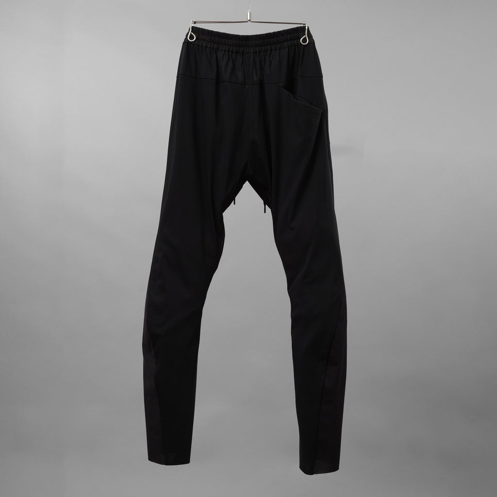 DEVOA デヴォア / 美品 24SS Slim pants water repellent polyester 4WAY ストレッチ 撥水 スリム パンツ / PTE-TBKS / size 2 (BLACK)