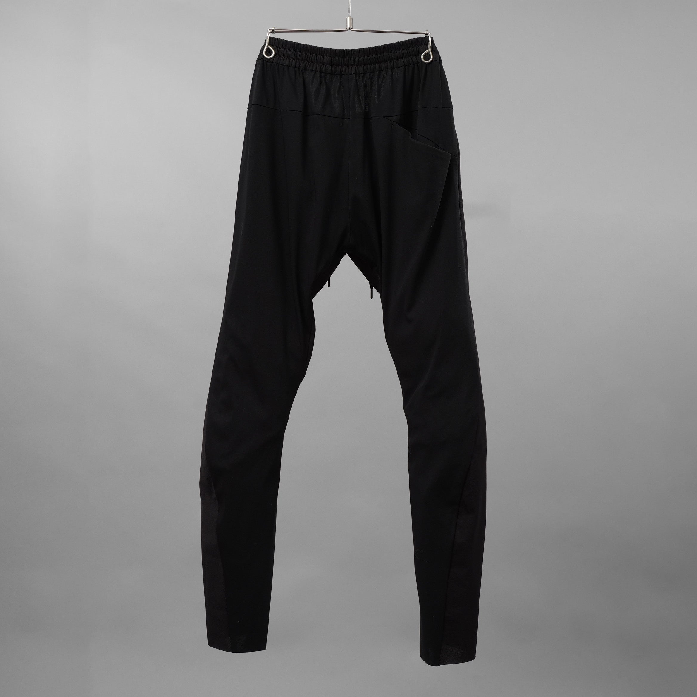 DEVOA デヴォア / 美品 24SS Slim pants water repellent polyester 4WAY ストレッチ 撥水 スリム パンツ / PTE-TBKS / size 2 (BLACK)