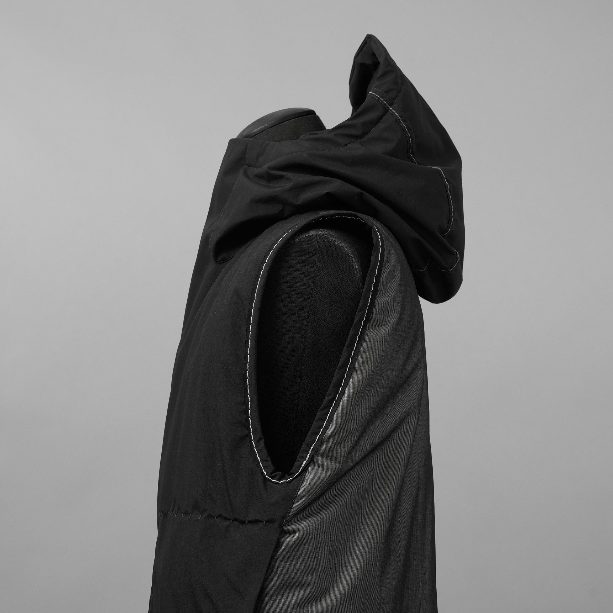 未使用品 taichi murakami タイチムラカミ / 24AW HIGHNECK LONG VEST PRIMALOFT ハイネックベスト プリマロフト ベスト / 23261004 / size 6 (BLACK × GRAY)