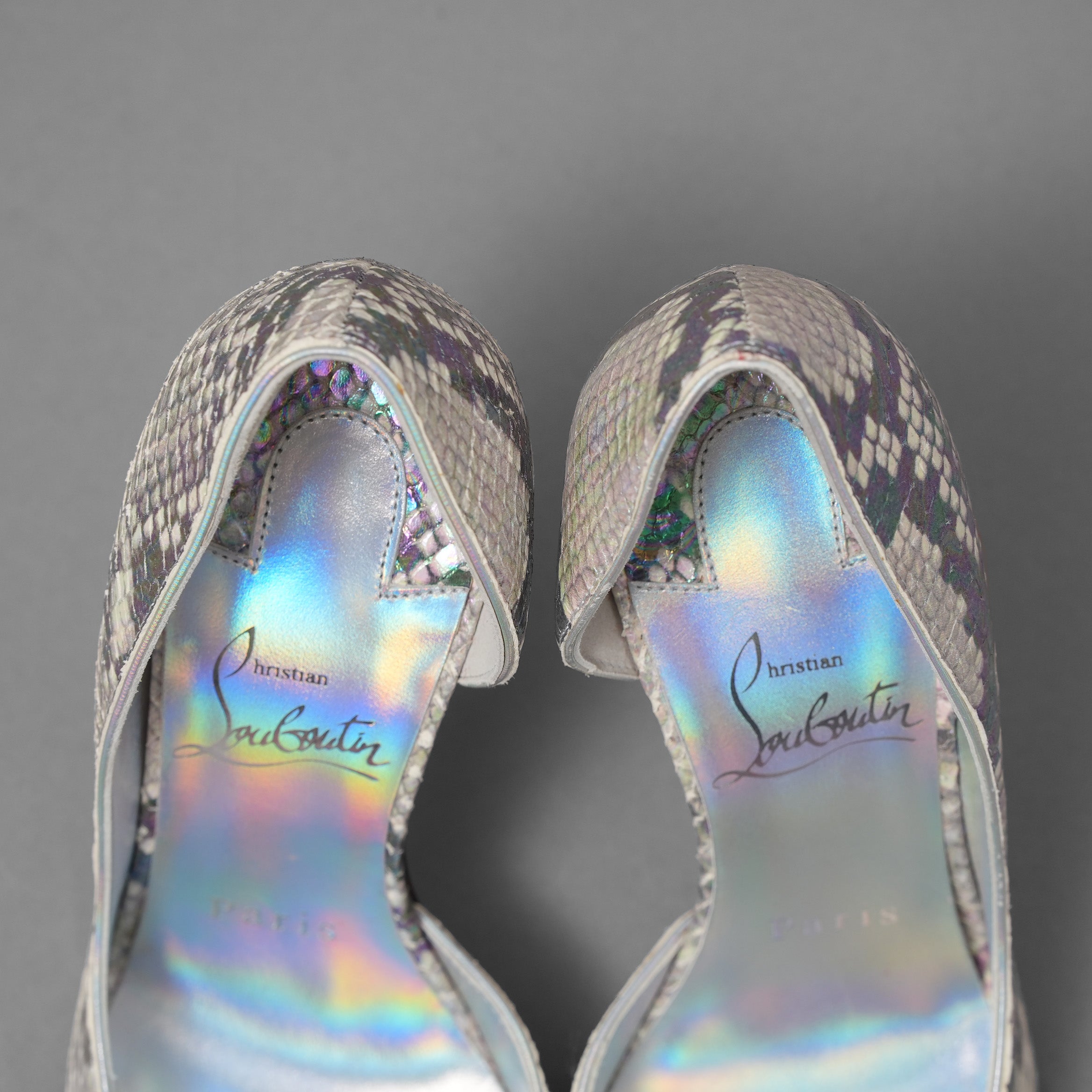 未使用 Christian Louboutin クリスチャン ルブタン / マルチカラー ホログラフィック パイソン レザー イリザ（Iriza）100 パンプス シューズ / size 35 (22cm) SILVER レディース