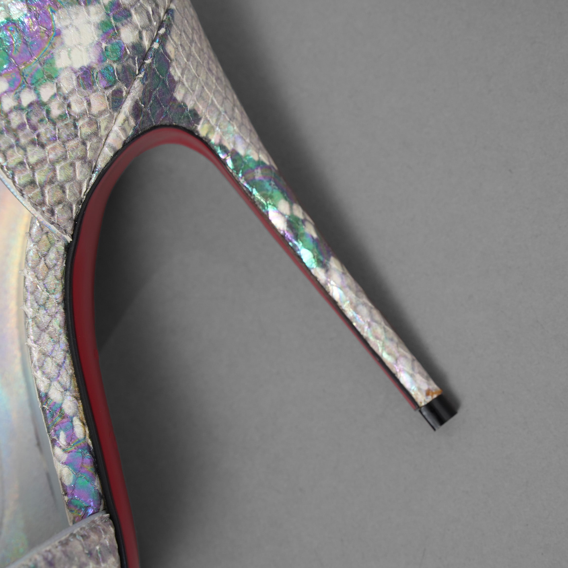 未使用 Christian Louboutin クリスチャン ルブタン / マルチカラー ホログラフィック パイソン レザー イリザ（Iriza）100 パンプス シューズ / size 35 (22cm) SILVER レディース