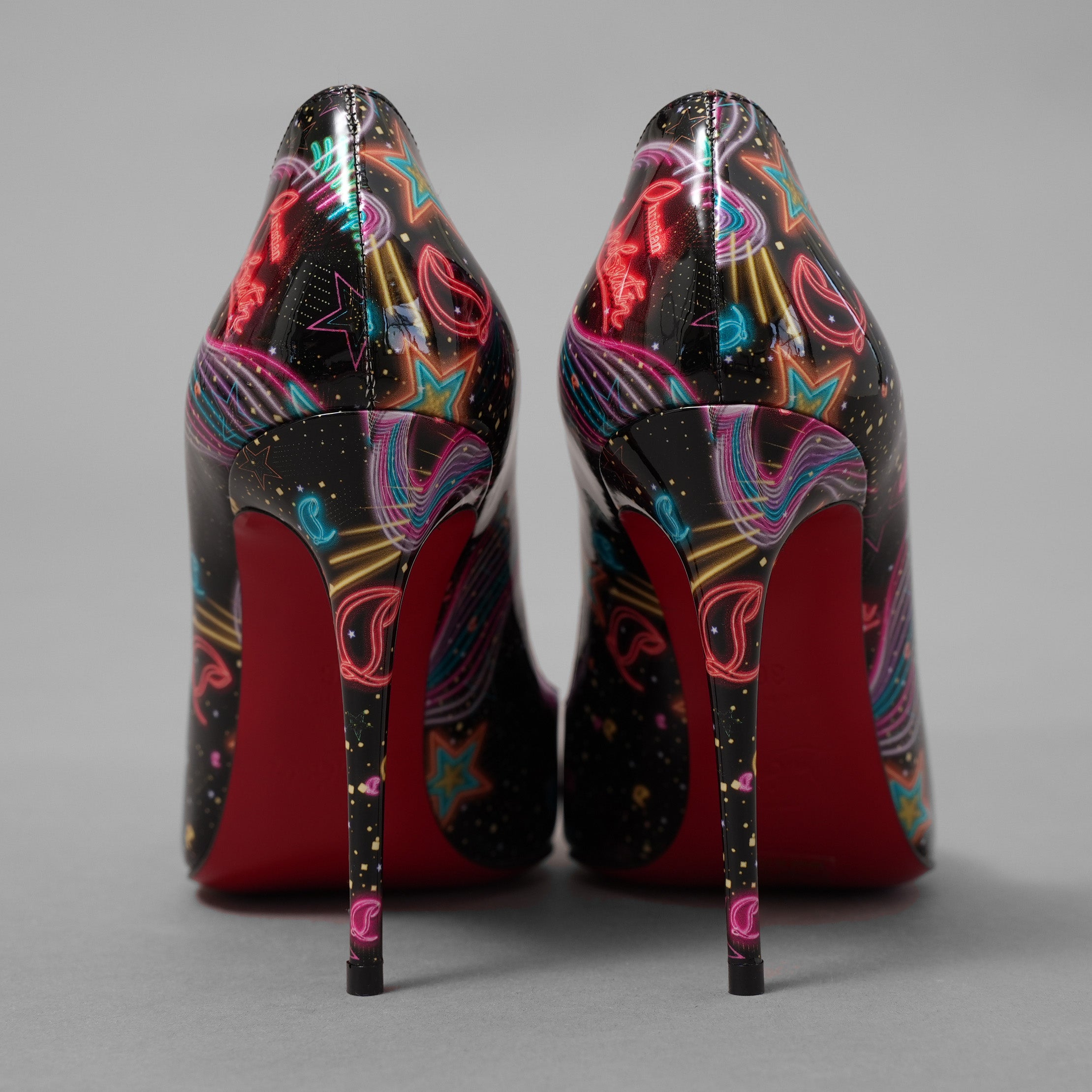 未使用 Christian Louboutin クリスチャン ルブタン / 23SS  ホット・チック Hot Chick  パテント スターライト パンプス シューズ / size 36 (23cm) BLACK レディース