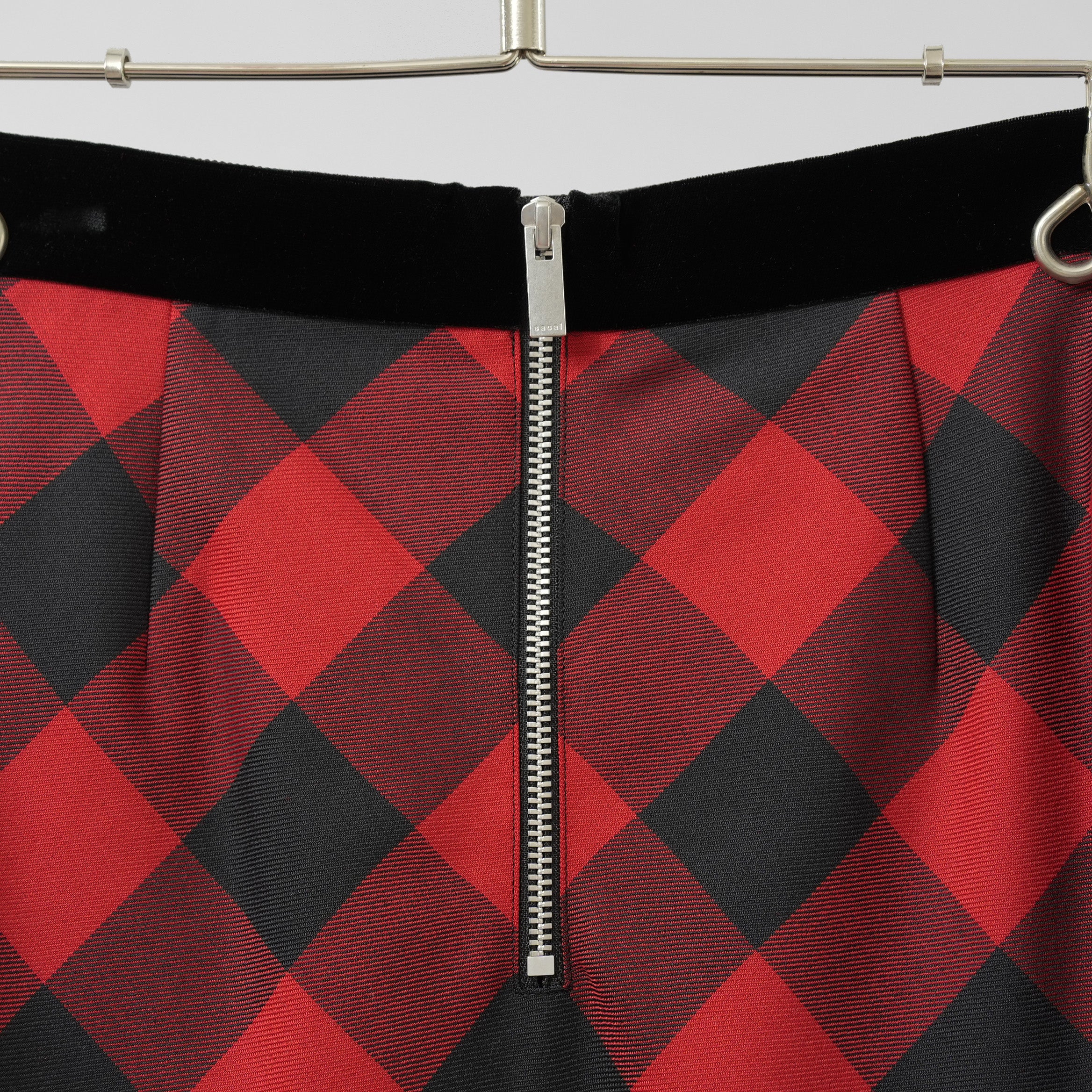 sacai サカイ / 美品 22年SS Buffalo Check Skirt チュールフリル スカート / 22-05939 / size 2 (RED×BLACK）レディース