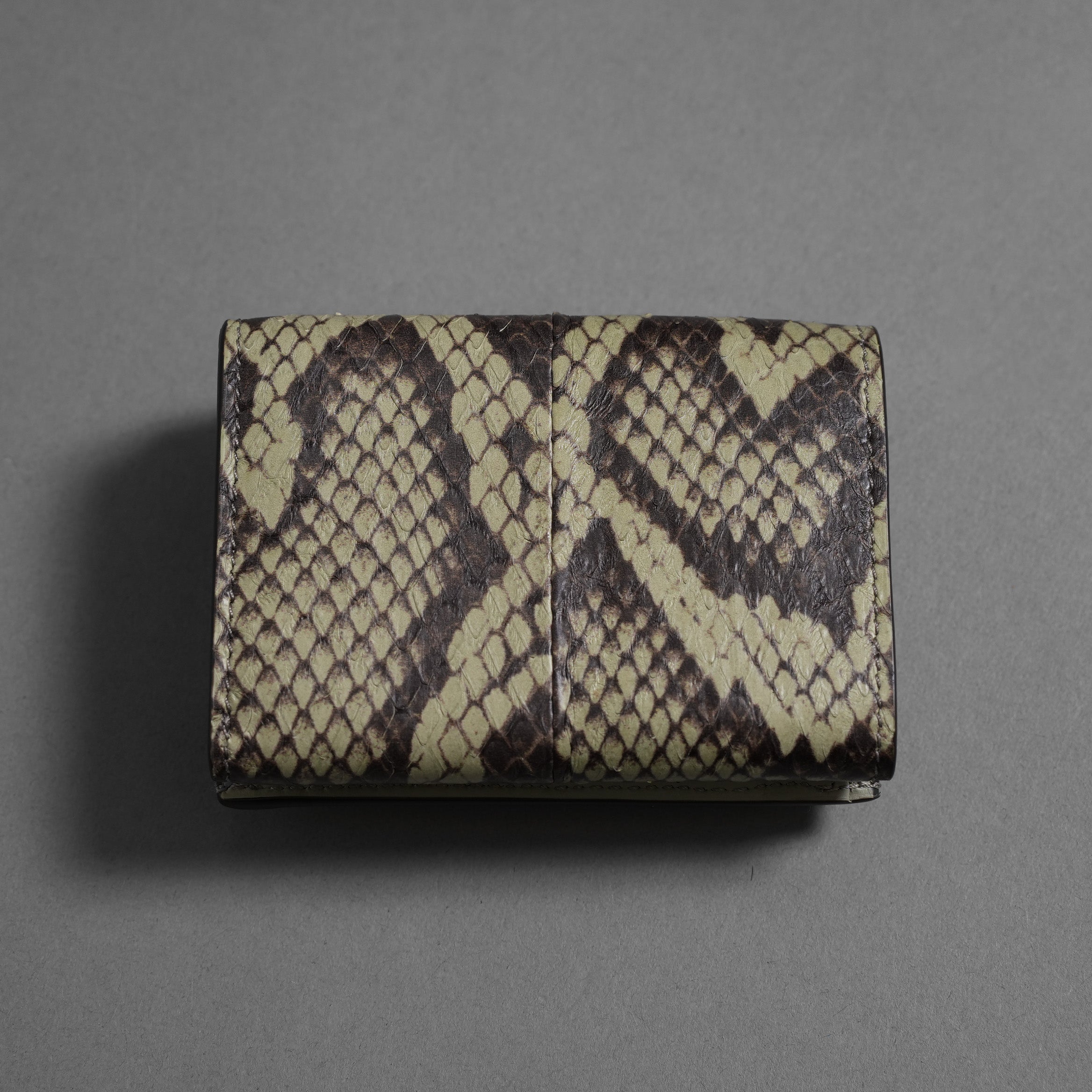 FENDI フェンディ / 美品 パイソン ピーカブー コンパクトウォレット / 三つ折り財布 / 8M0426 アクセサリー