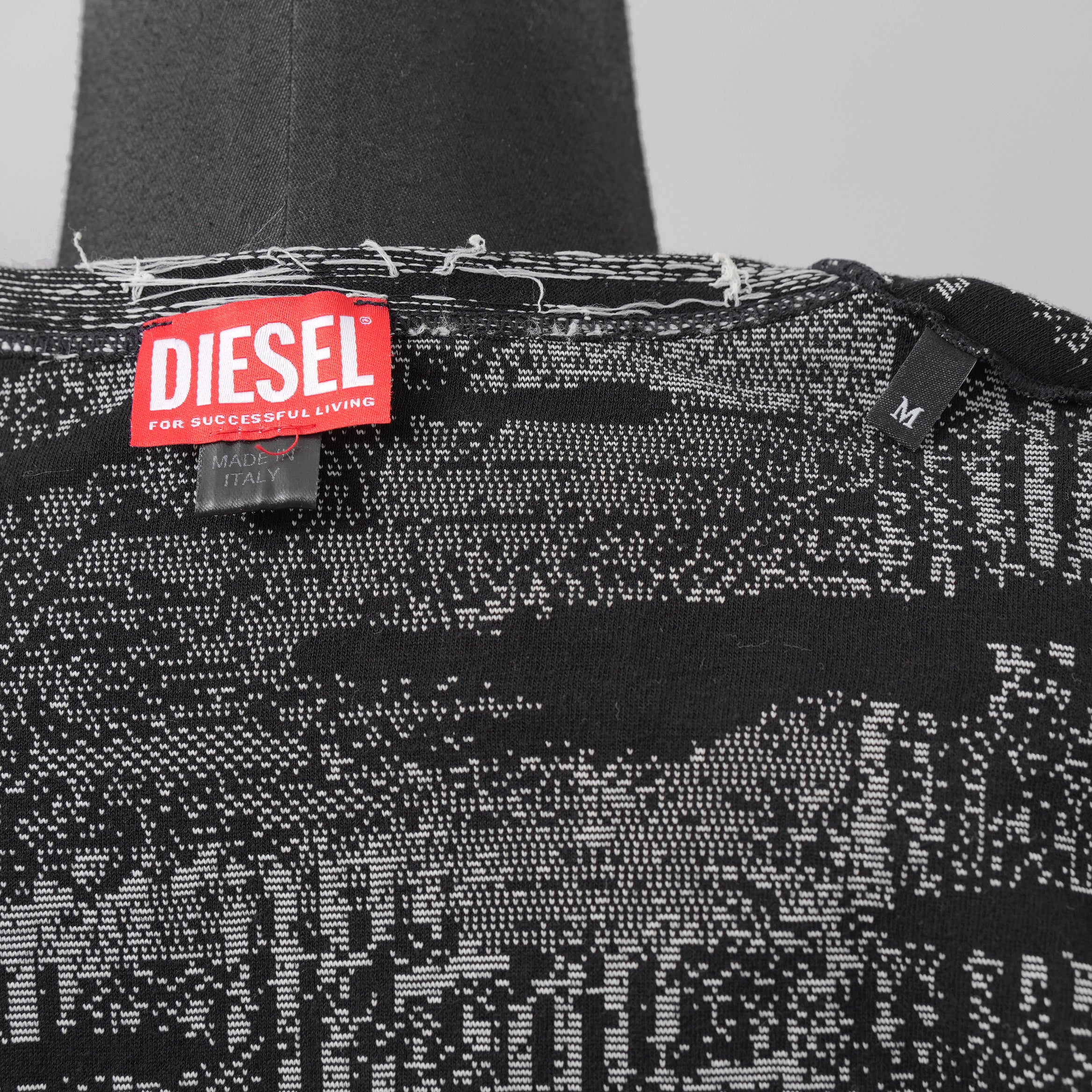 DIESEL ディーゼル / 美品 25SS K-Callisto Vest ダメージ加工 ニット ベスト / size M  (BLACK)