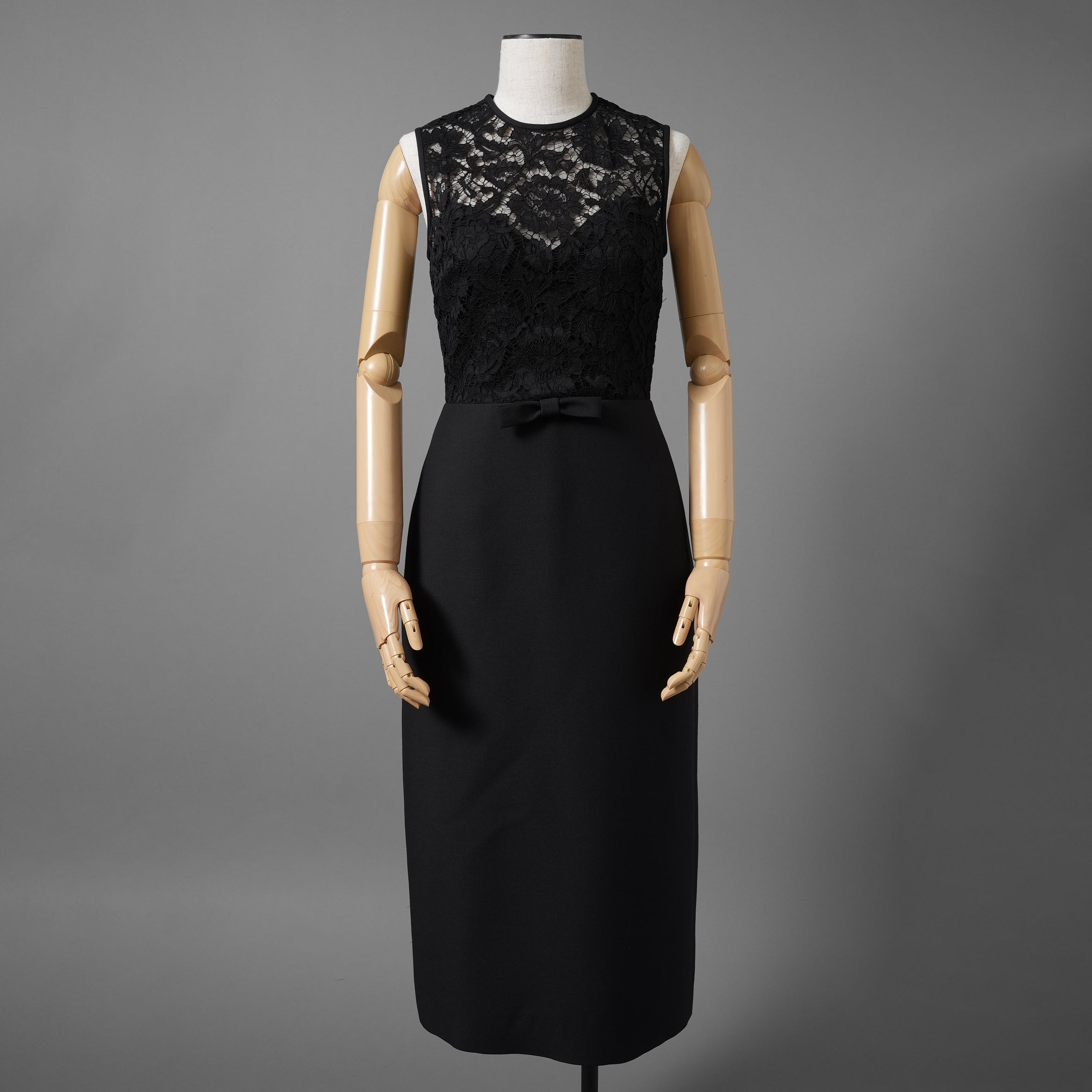 VALENTINO ヴァレンティノ / 22SS 美品 レース切替 ボウフロント ペンシルドレス / ミディ丈 ワンピース / 1B3VAZC6360 / size 38 (BLACK) レディース