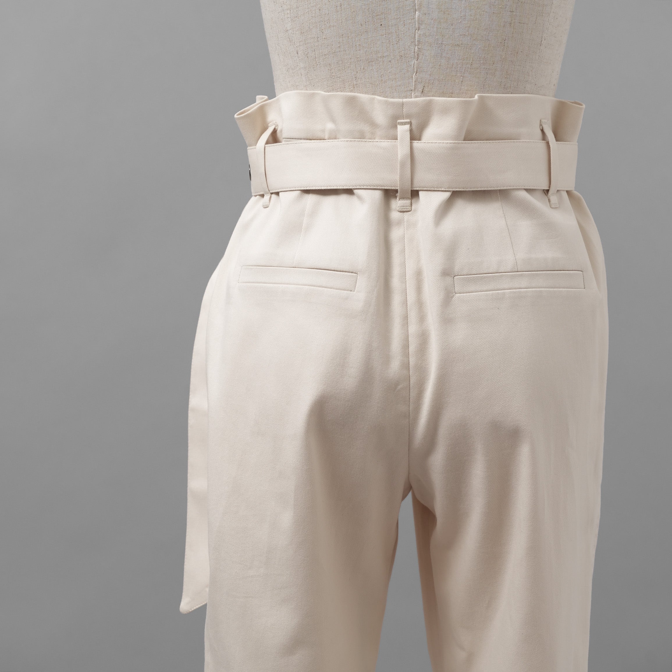 Brunello Cucinelli ブルネロ クチネリ/ 美品 20SS ベルト付きコットンツイルパンツ トラウザーズパンツ/ MA130P7032 / size 40 (IVORY) レディース