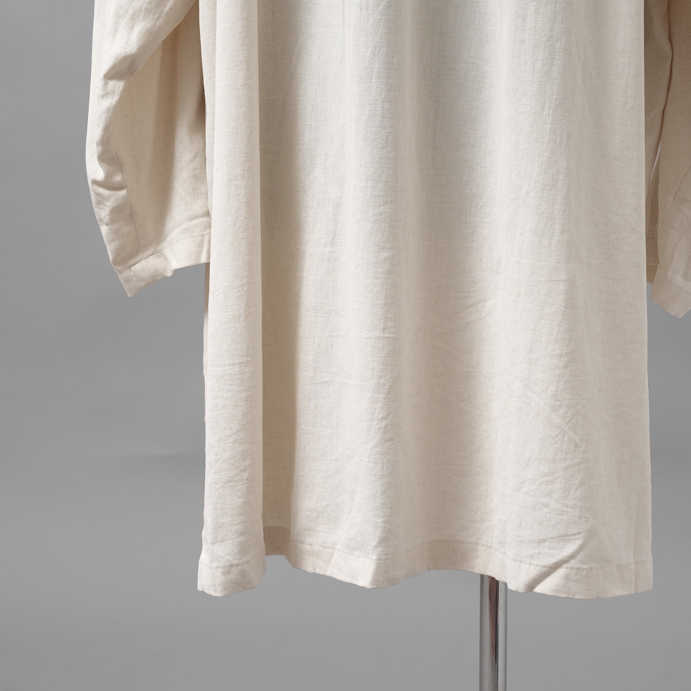 The Viridi-anne ザ ヴィリディアン / 美品 25SS ピグメントプリント ビエラ ショップ コート / VI-3845-06 / size 3 (IVORY)