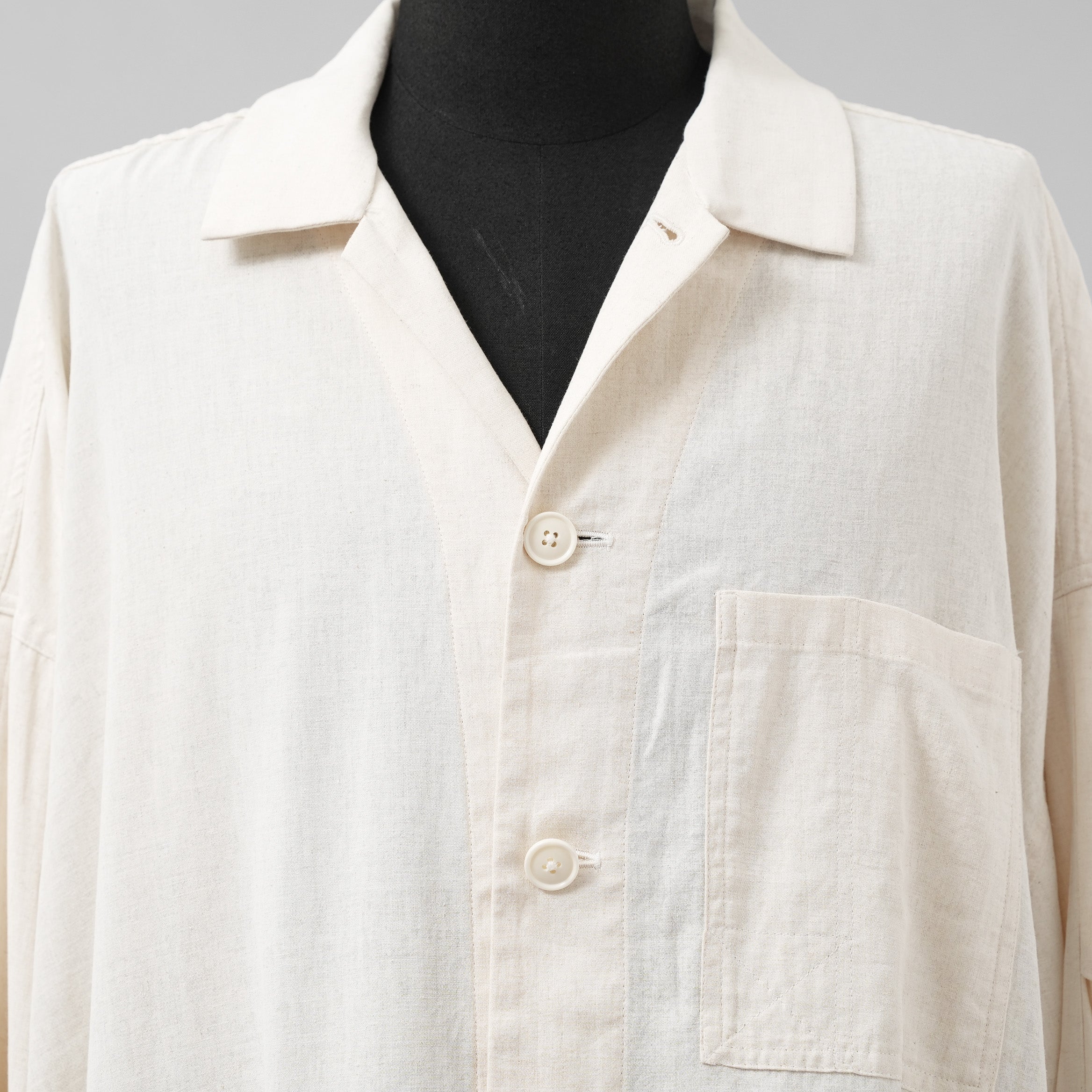 The Viridi-anne ザ ヴィリディアン / 美品 25SS ピグメントプリント ビエラ ショップ コート / VI-3845-06 / size 3 (IVORY)