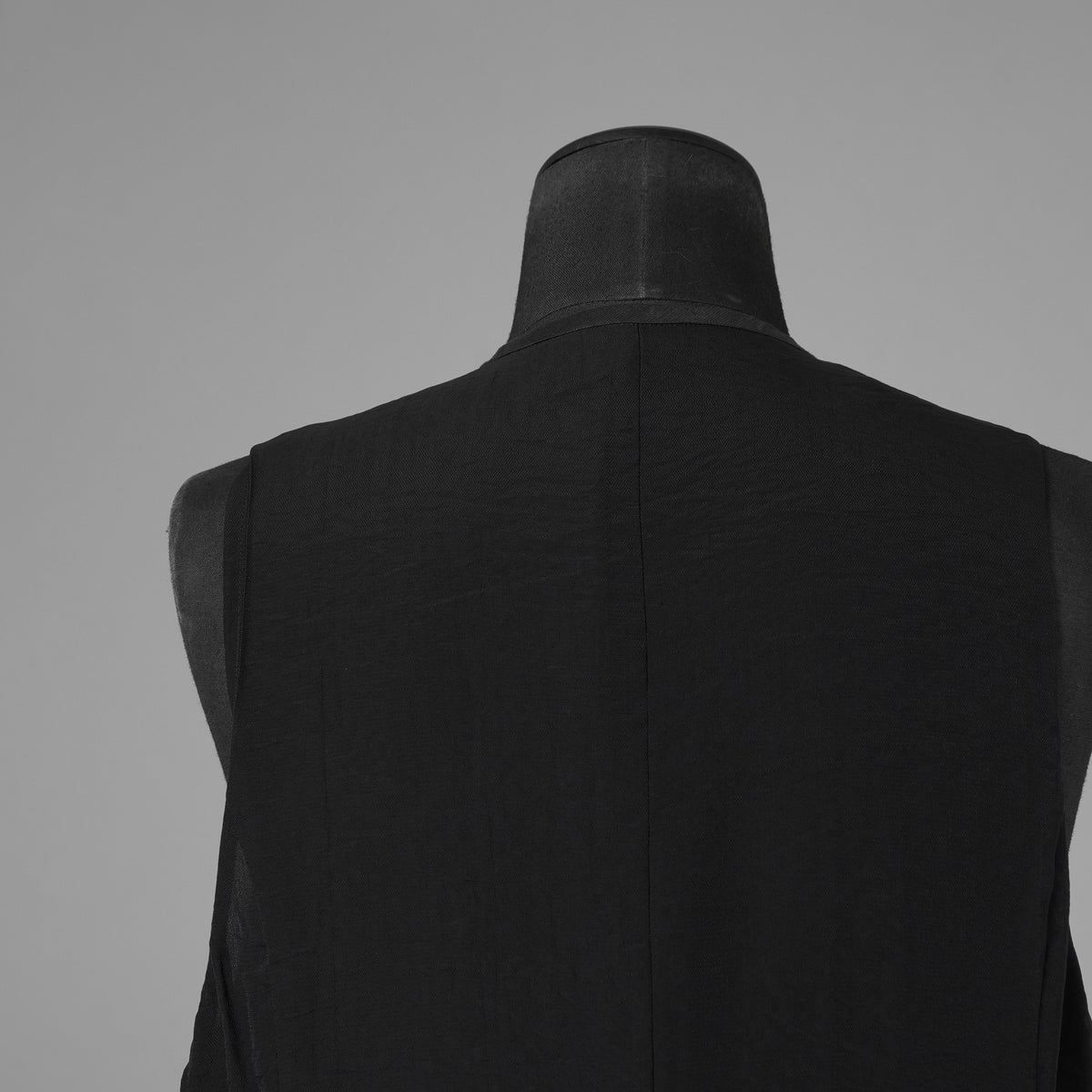bajra バジュラ / 美品 26SS リネンカールマイヤー ベスト / 161BV01 / size 3 (BLACK) 352175-in-ue