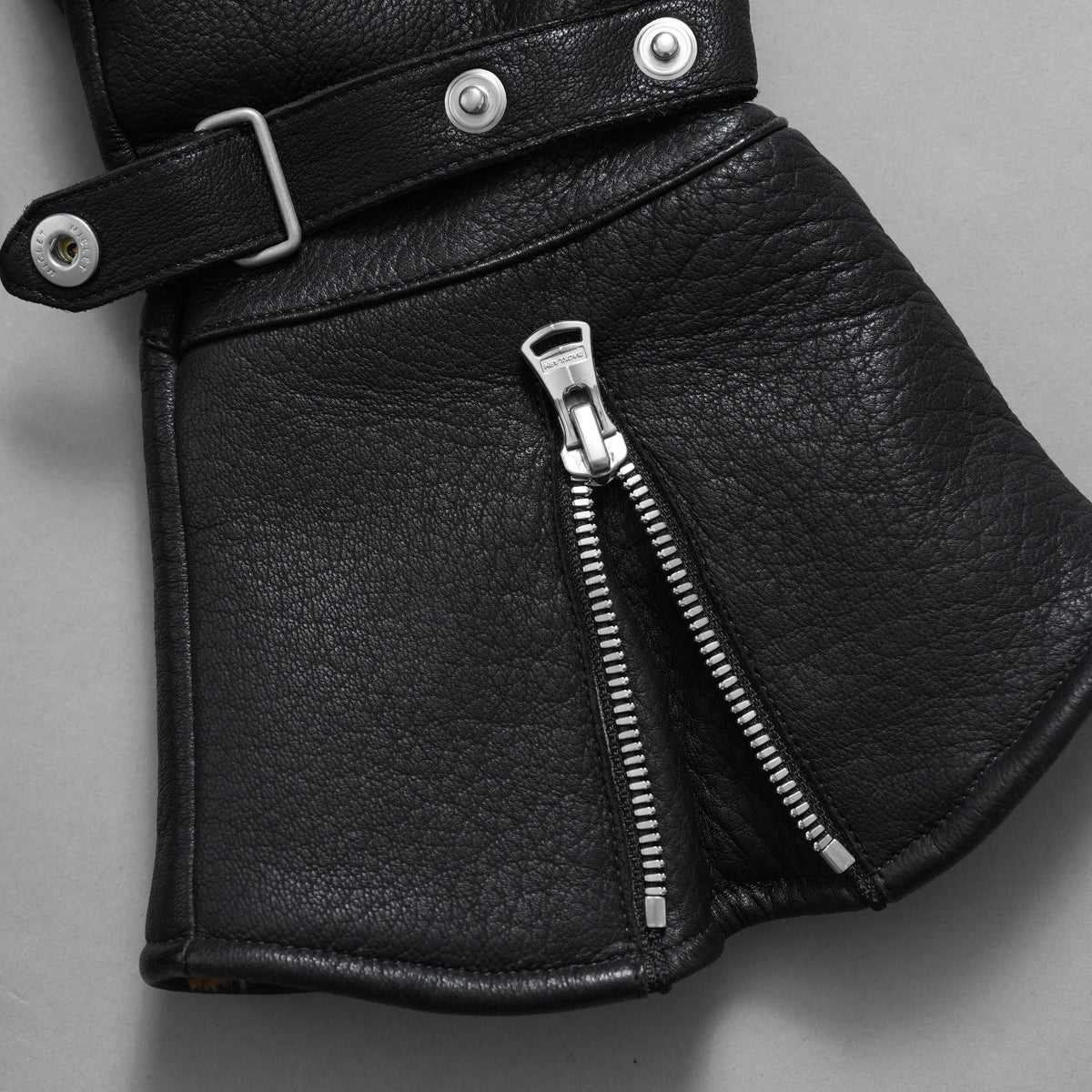 ISAMU KATAYAMA BACKLASH イサムカタヤマ バックラッシュ / ディアスキン モーターサイクルグローブ ロングタイプ 鹿革 / size M (BLACK) アクセサリー 123066-alm