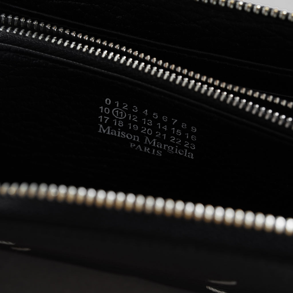 MAISON MARGIELA メゾンマルジェラ / 2023年製 グレイニーレザー製ラウンドファスナー 長財布 4ステッチ ジップアラウンド ウォレット アクセサリー / BLACK 123067-alm