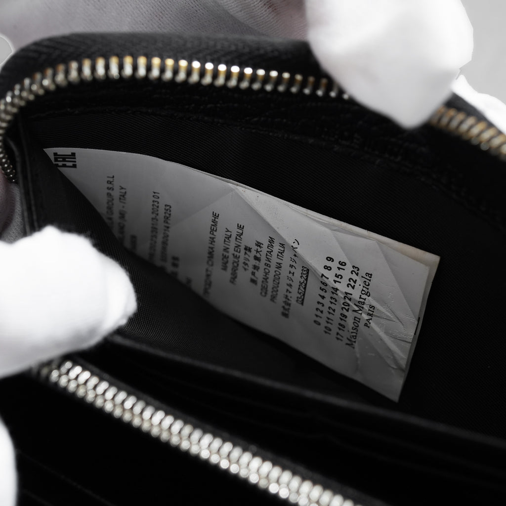 MAISON MARGIELA メゾンマルジェラ / 2023年製 グレイニーレザー製ラウンドファスナー 長財布 4ステッチ ジップアラウンド ウォレット アクセサリー / BLACK 123067-alm