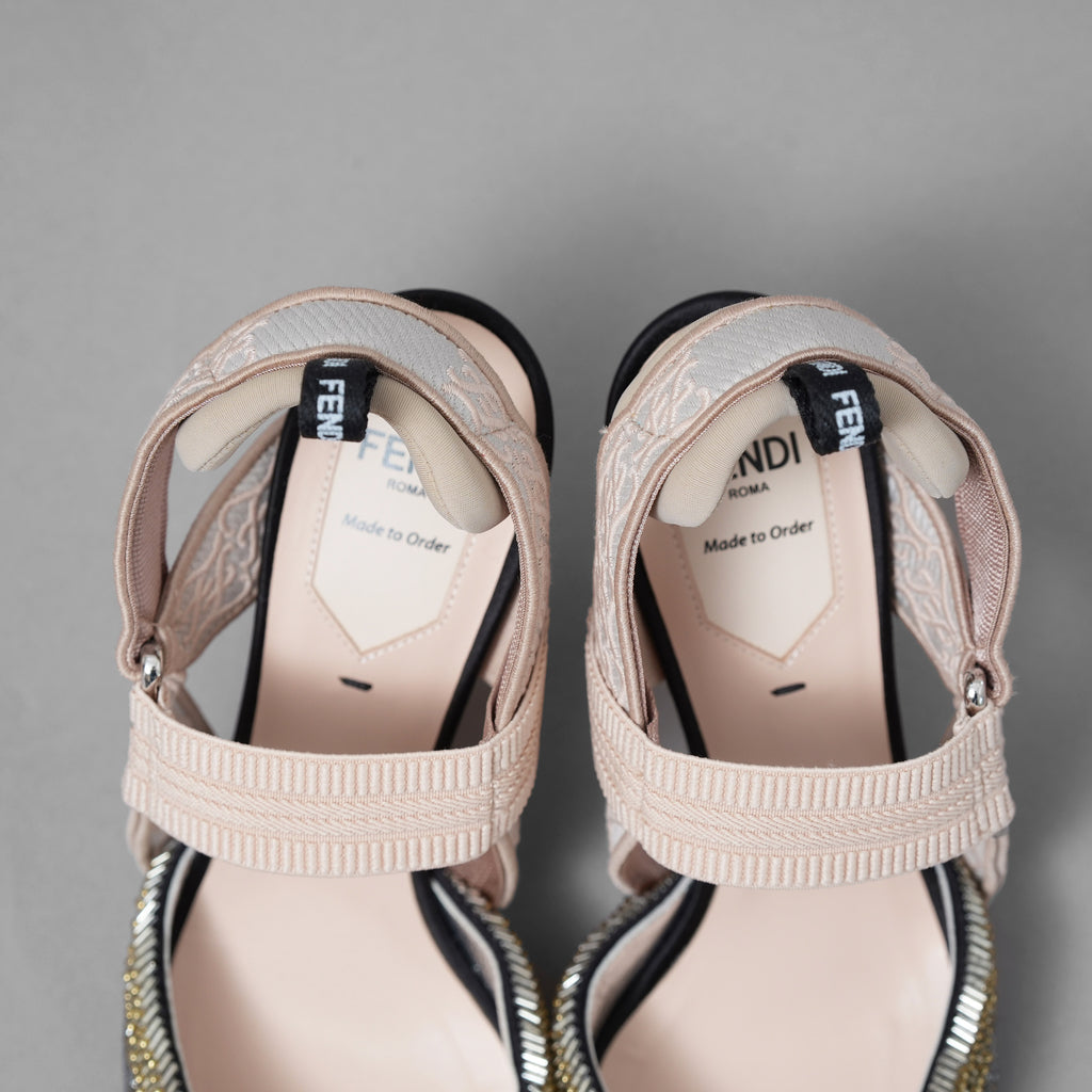 FENDI フェンディ / 美品 Colibrì コリブリ "Made to Order "スリングバック パンプス 85mm / size 35.5 (22.5cm) BEIGE × SILVER × GOLD レディース シューズ