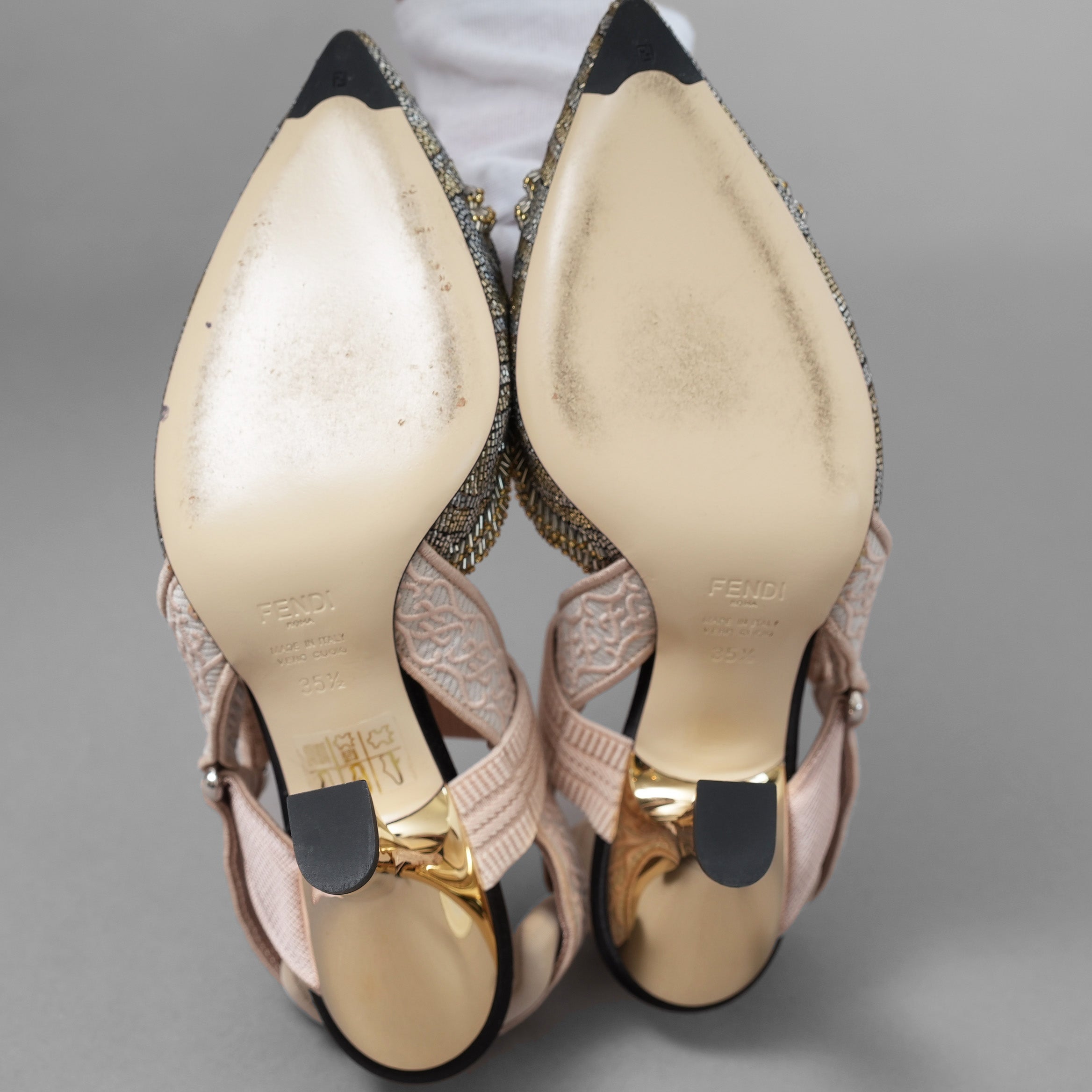 FENDI フェンディ / 美品 Colibrì コリブリ "Made to Order "スリングバック パンプス 85mm / size 35.5 (22.5cm) BEIGE × SILVER × GOLD レディース シューズ