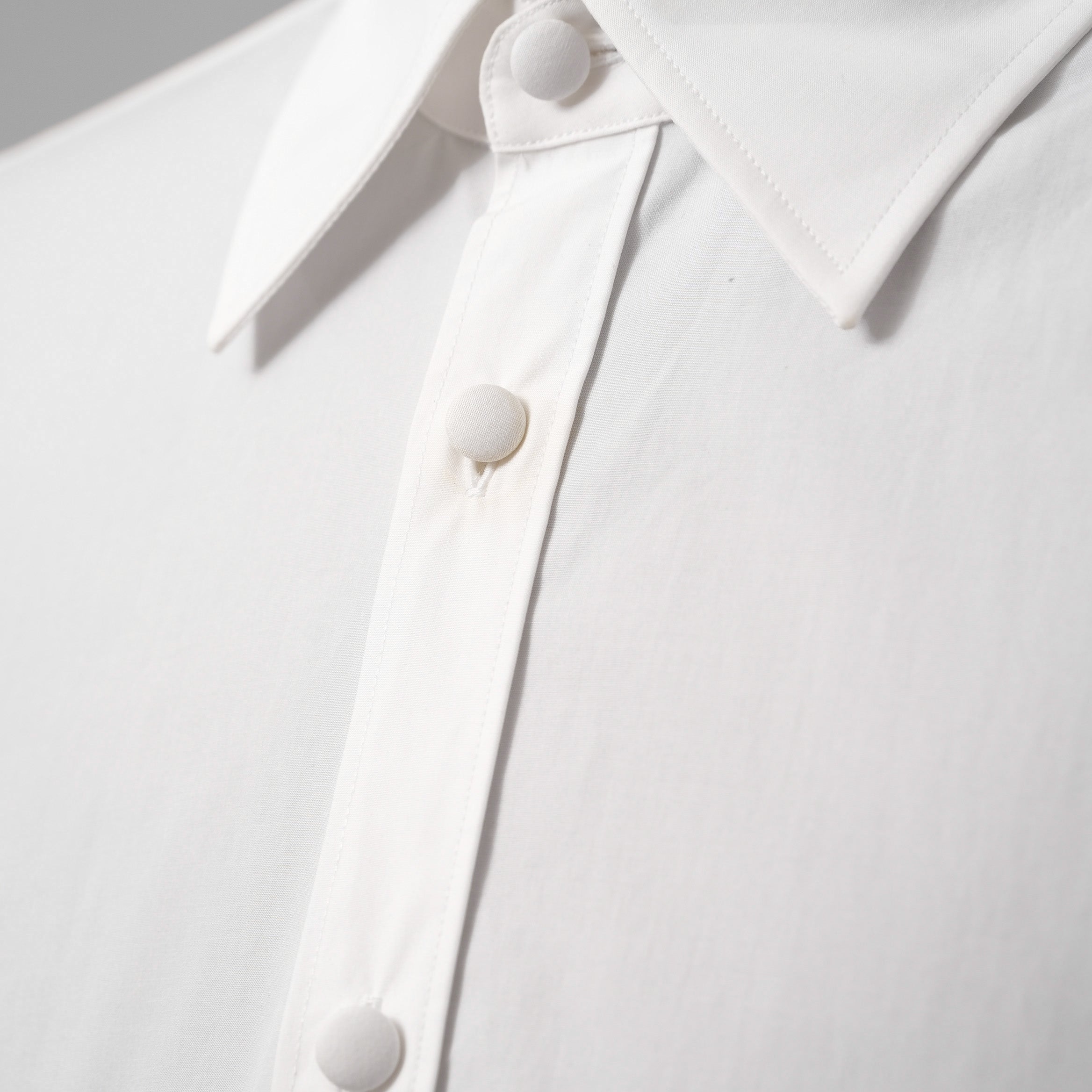 Valentino Garavani ヴァレンティノ ガラヴァーニ / 20SS ロングシャツ 長袖シャツ / TV0ABE404WW / size 38 (WHITE)