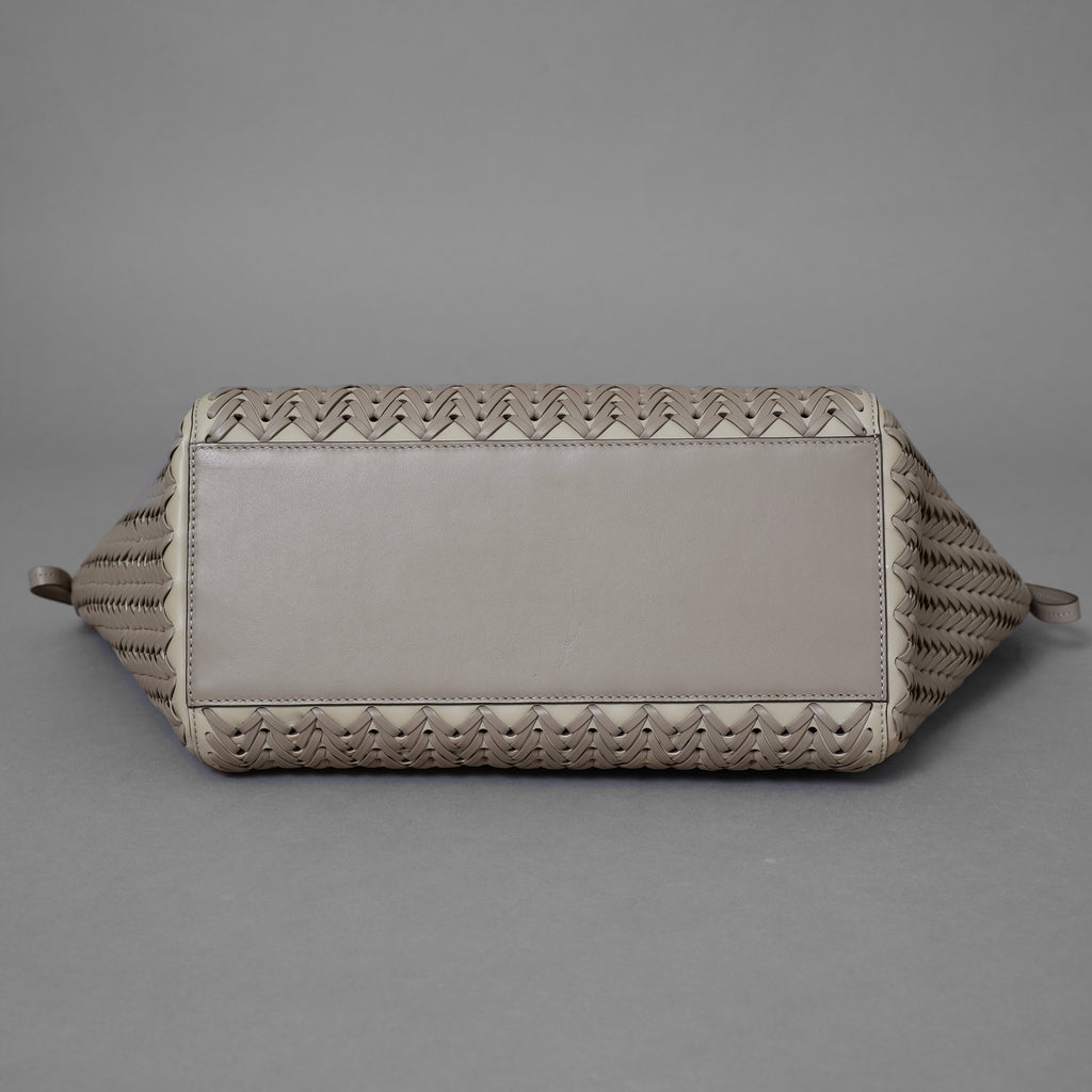 FENDI フェンディ / 美品 23AW オリガミ ラージ インターレース レザー トートバッグ / 8BH415 APZB F1MJR / SAND レディース 352178-izm
