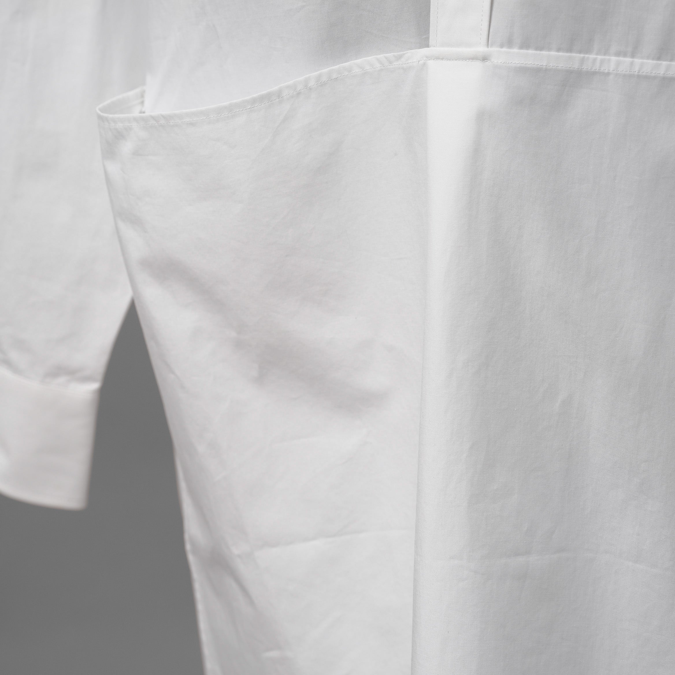 Valentino Garavani ヴァレンティノ ガラヴァーニ / 20SS ロングシャツ 長袖シャツ / TV0ABE404WW / size 38 (WHITE)