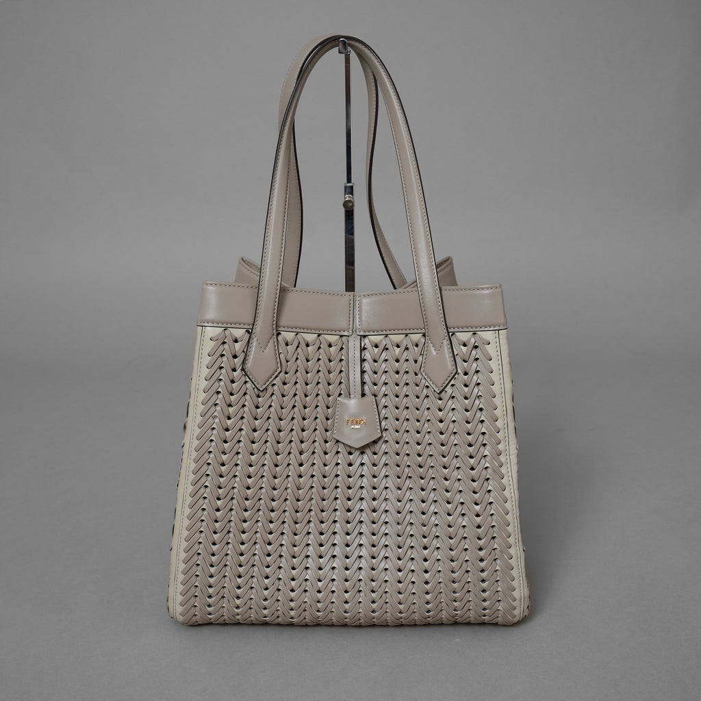 FENDI フェンディ / 美品 23AW オリガミ ラージ インターレース レザー トートバッグ / 8BH415 APZB F1MJR / SAND レディース 352178-izm