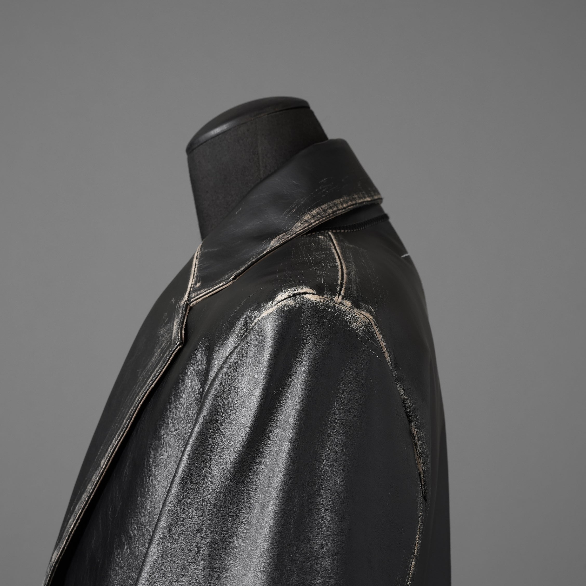 MM6 Maison Margiela メゾン マルジェラ / 22AW 美品 レザー 2Bテーラードジャケット / S62BN0063 / size 44 (BLACK)