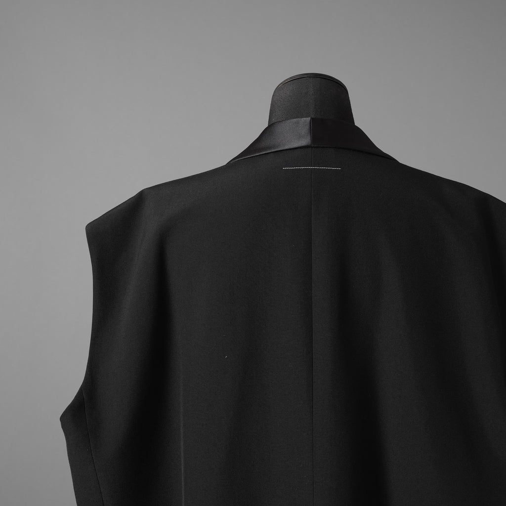 MM6 Maison Margiela メゾン マルジェラ / 24AW 美品 テーラード ベスト サテンラペル / S62FB0069 M35436 / size 36 (BLACK) ユニセックス