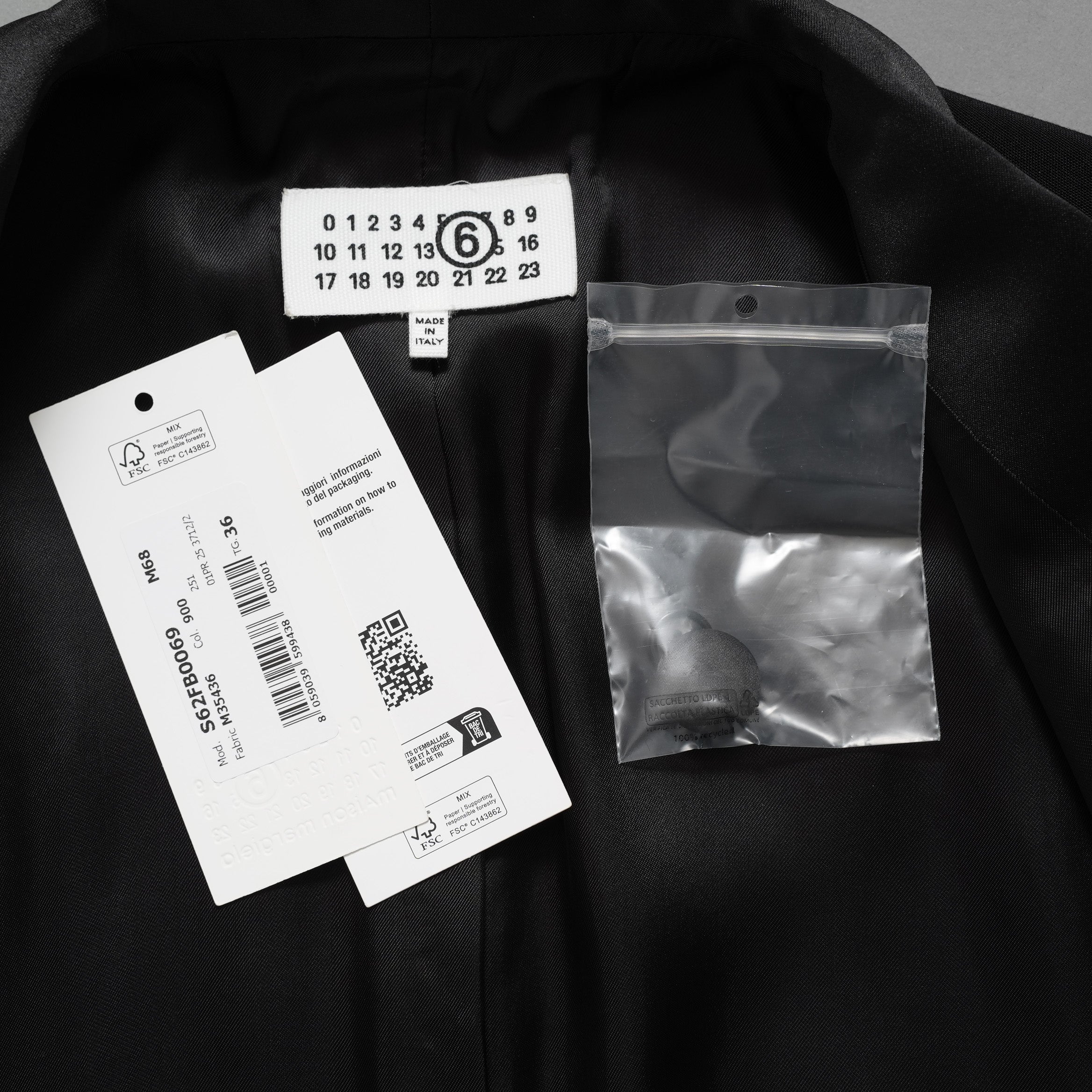 MM6 Maison Margiela メゾン マルジェラ / 24AW 美品 テーラード ベスト サテンラペル / S62FB0069 M35436 / size 36 (BLACK) ユニセックス