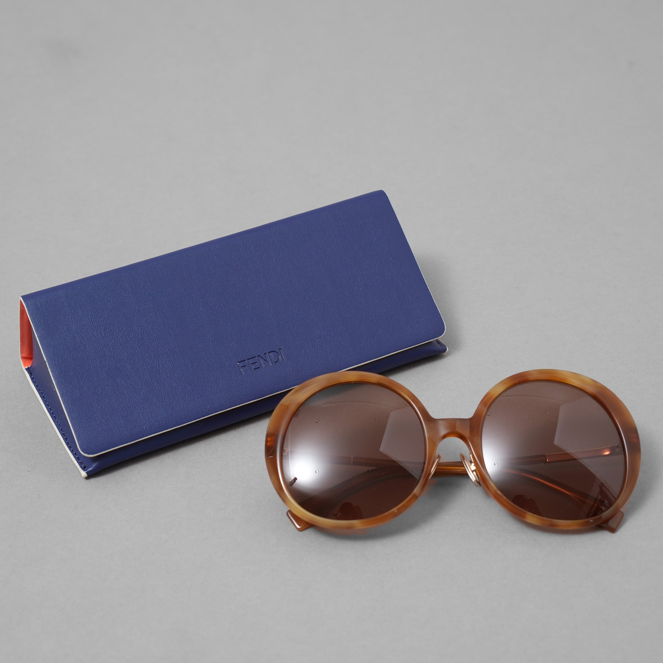 FENDI フェンディ / 21年 美品 Brown Round Sunglasses オーバーサイズラウンド サングラス アクセサリー / FF 0430S / BROWN レディース